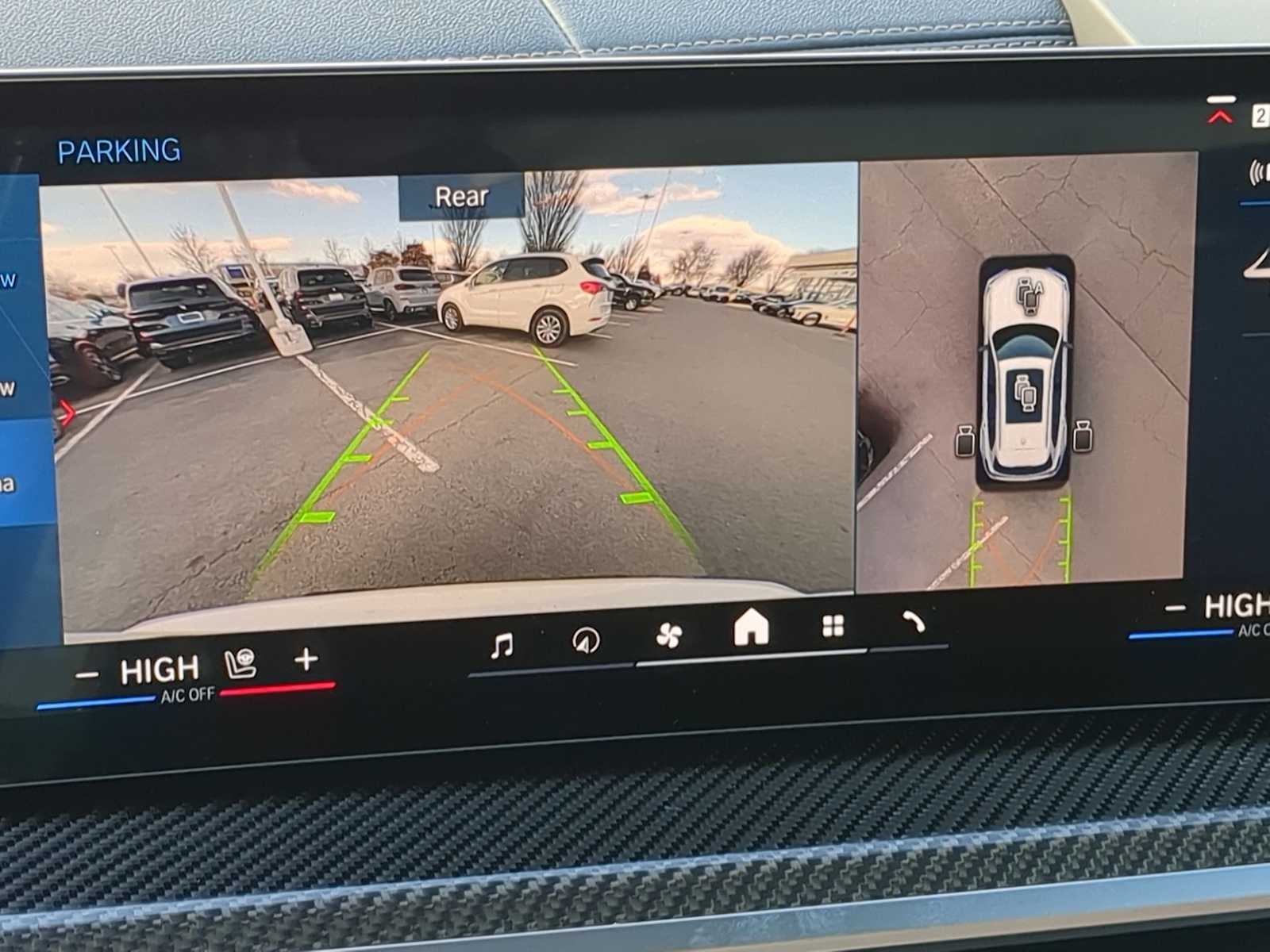 Thumbnail: 2026 BMW X5 - 32