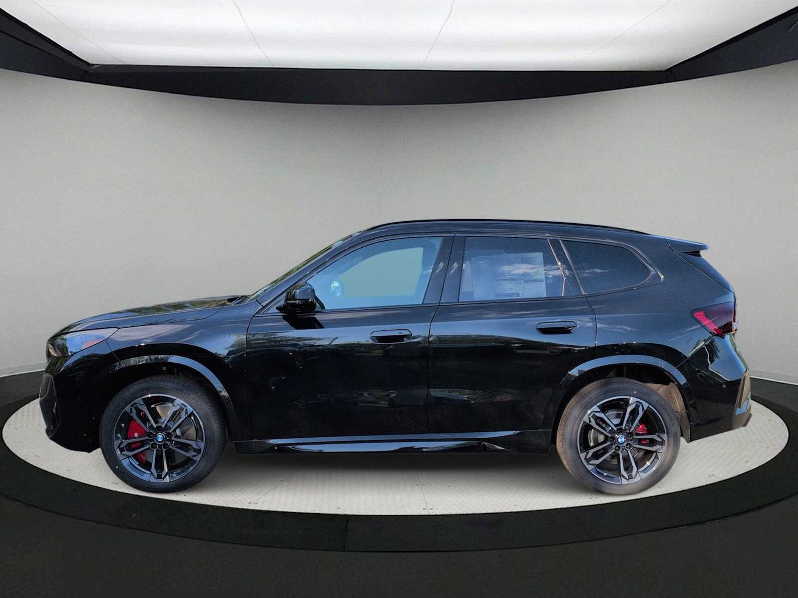 Thumbnail: 2026 BMW X1 - 5