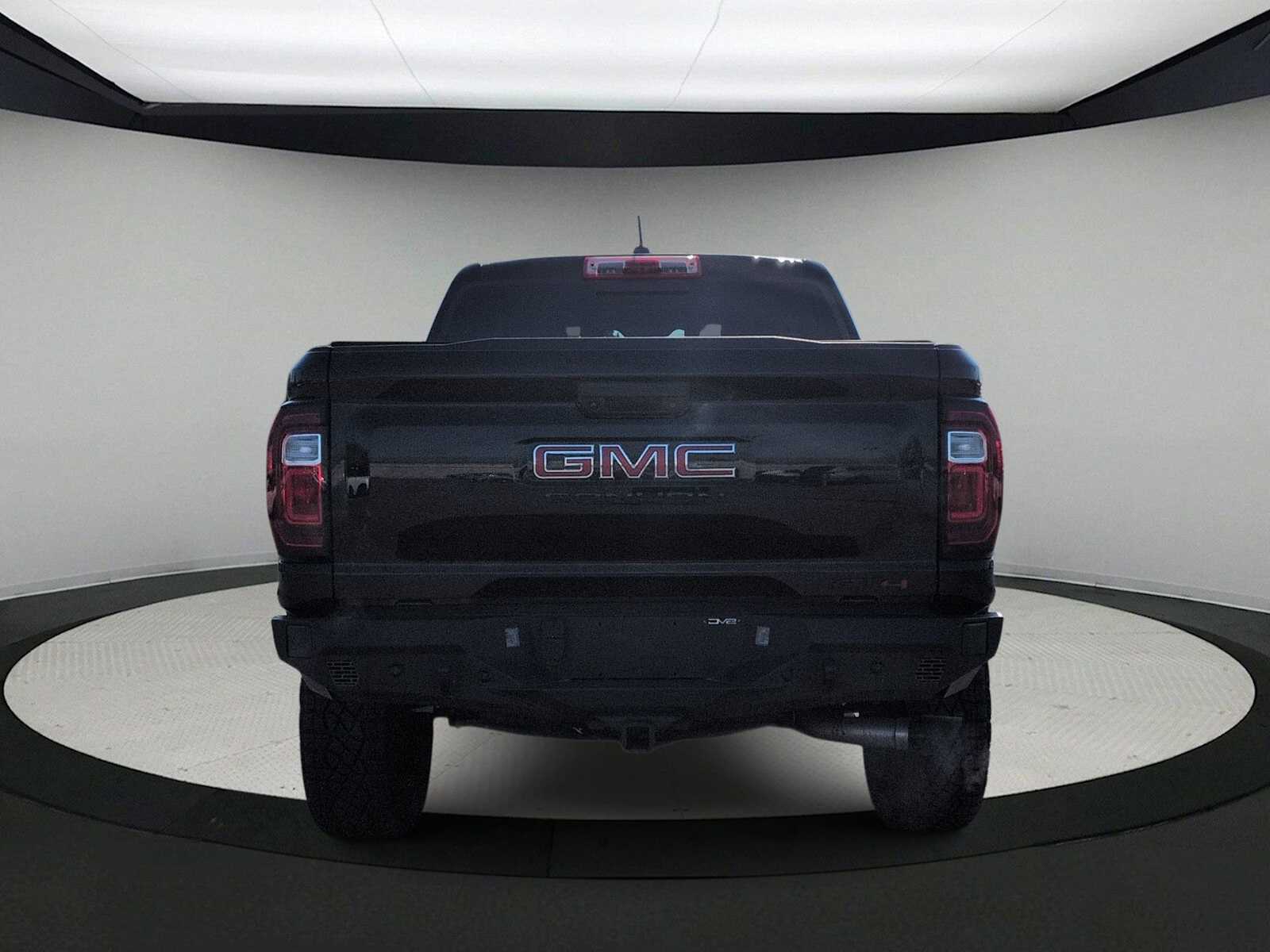 Thumbnail: 2024 GMC Canyon - 7