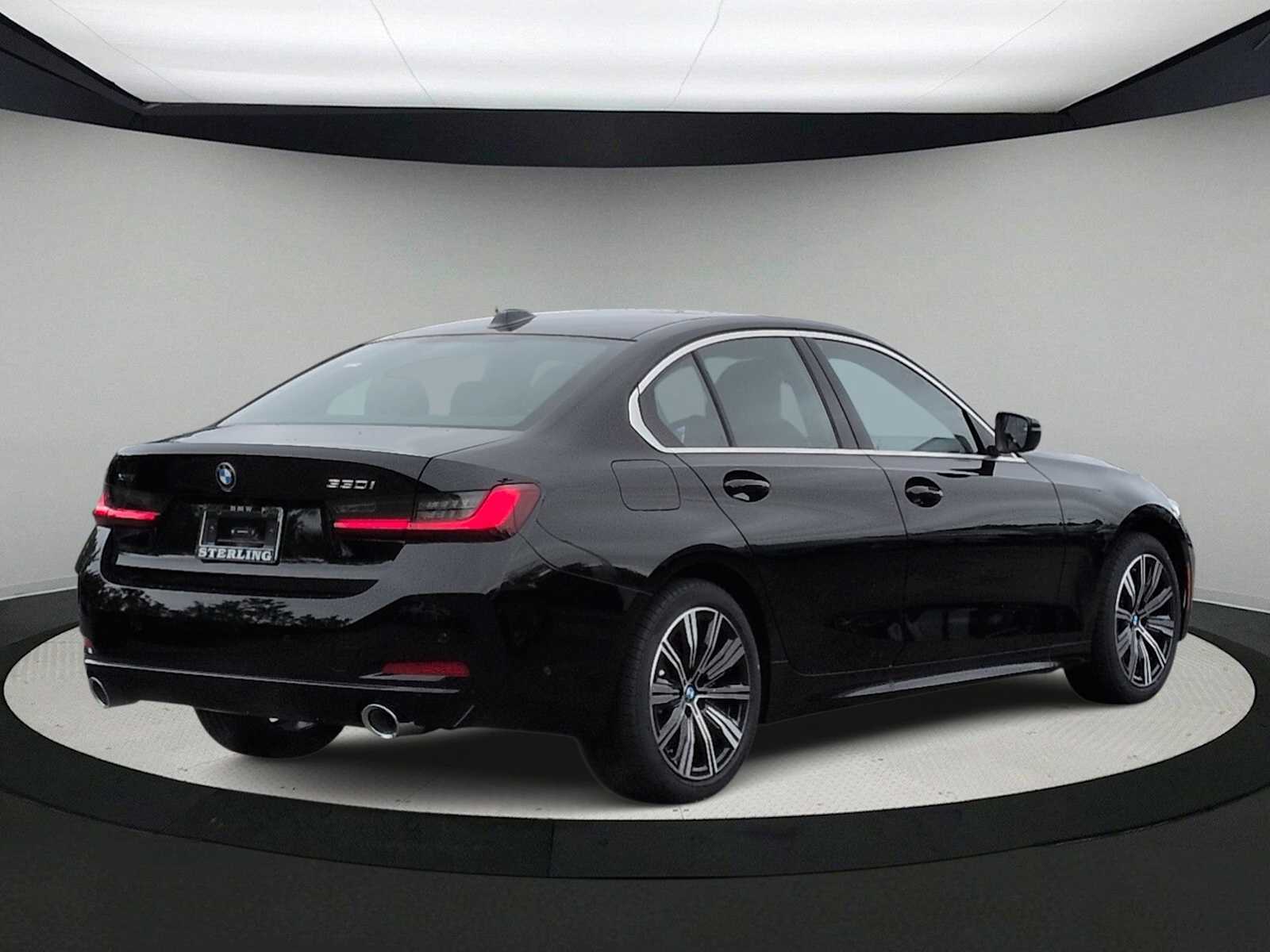 Thumbnail: 2026 BMW 3 Series - 8