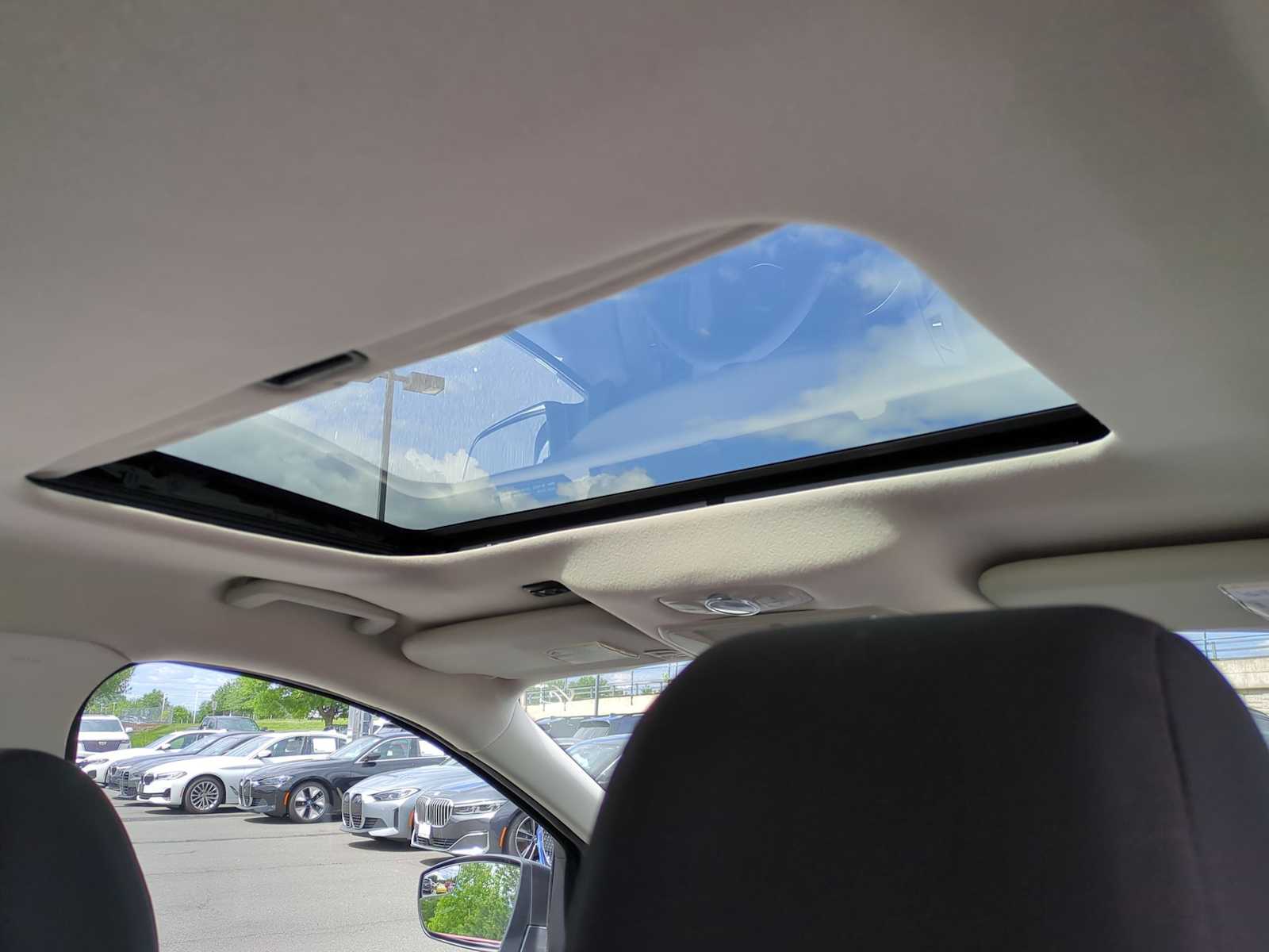 Thumbnail: 2014 Ford Escape - 21