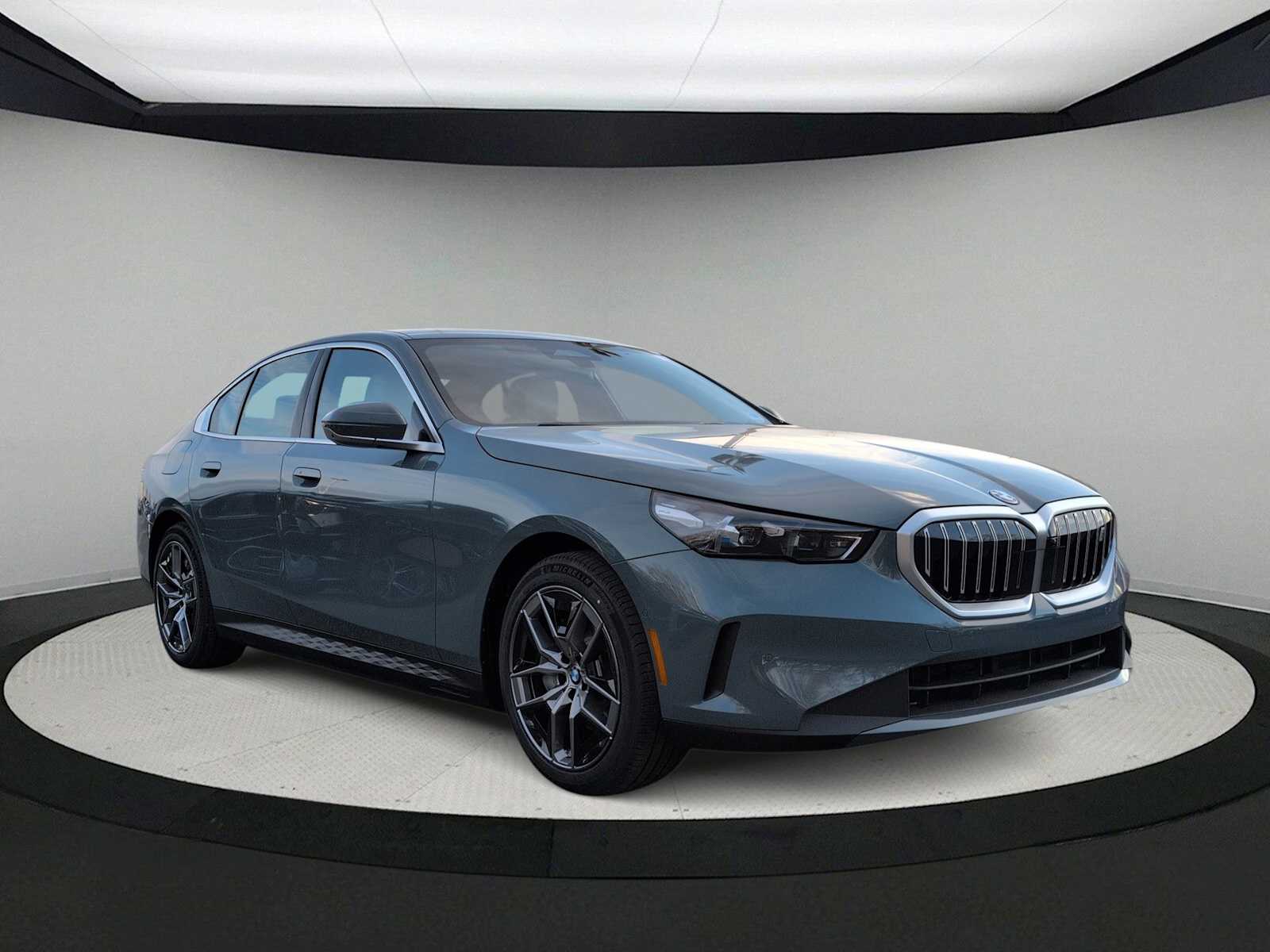 Thumbnail: 2026 BMW i5 - 2