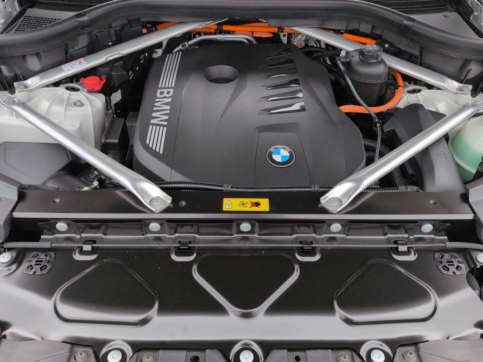 Thumbnail: 2026 BMW X5 - 15