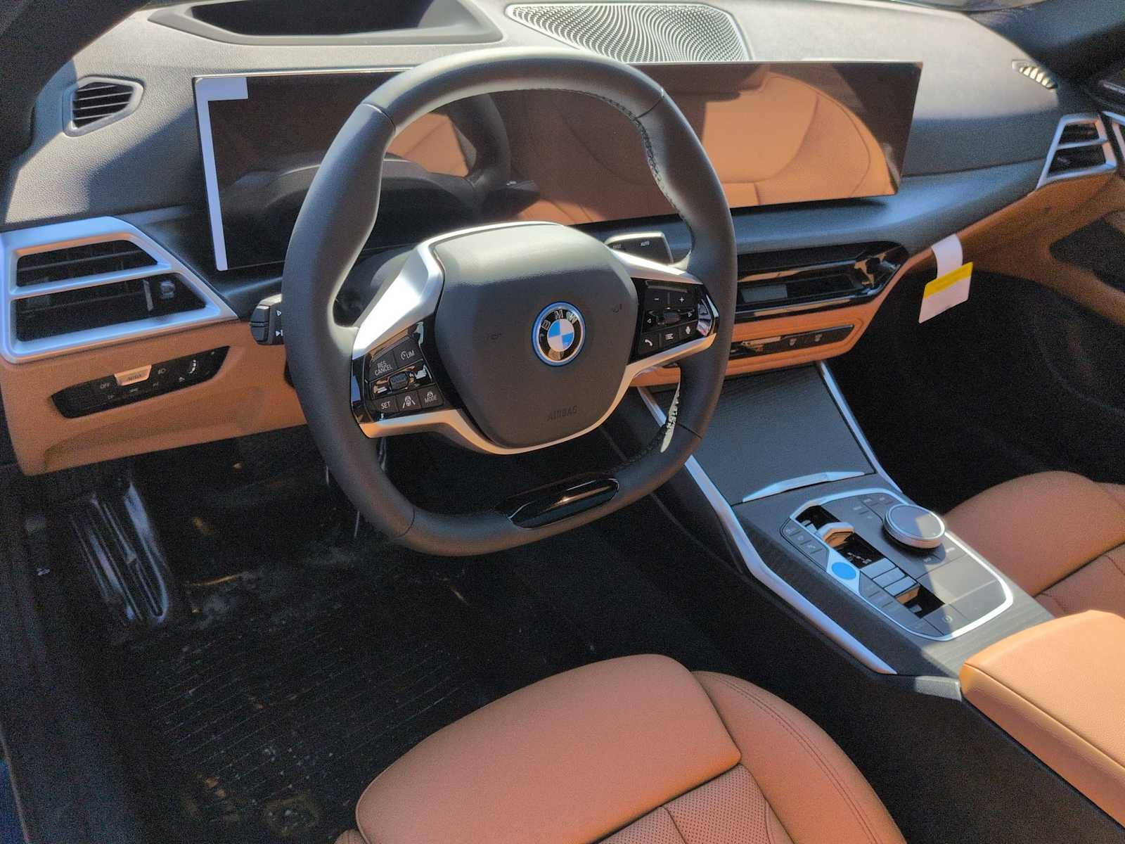 Thumbnail: 2026 BMW i4 - 10