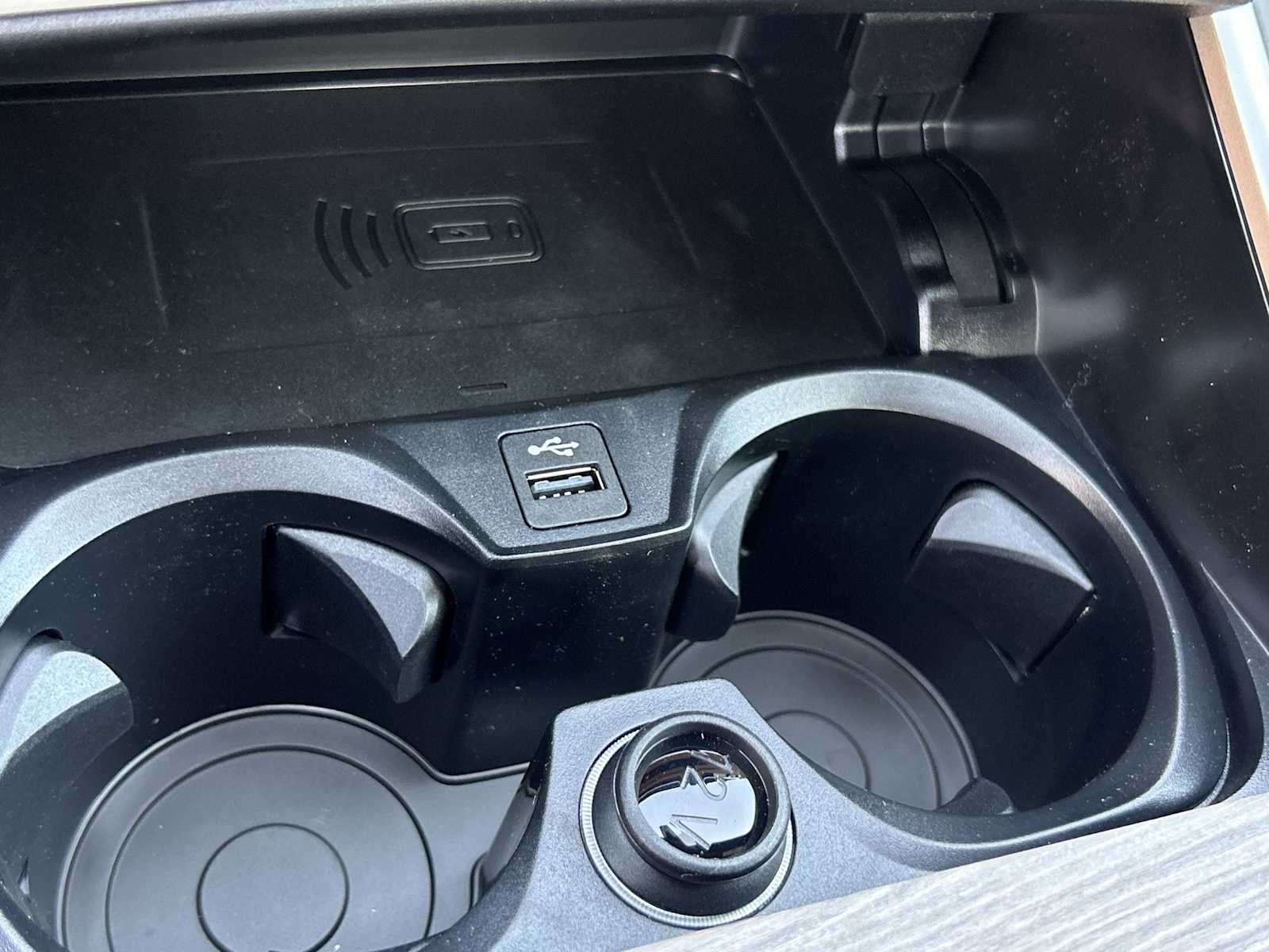 Thumbnail: 2025 BMW 3 Series - 33