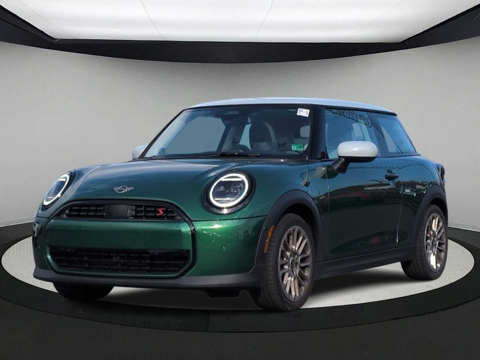 Thumbnail: 2025 MINI Cooper Hardtop - 4
