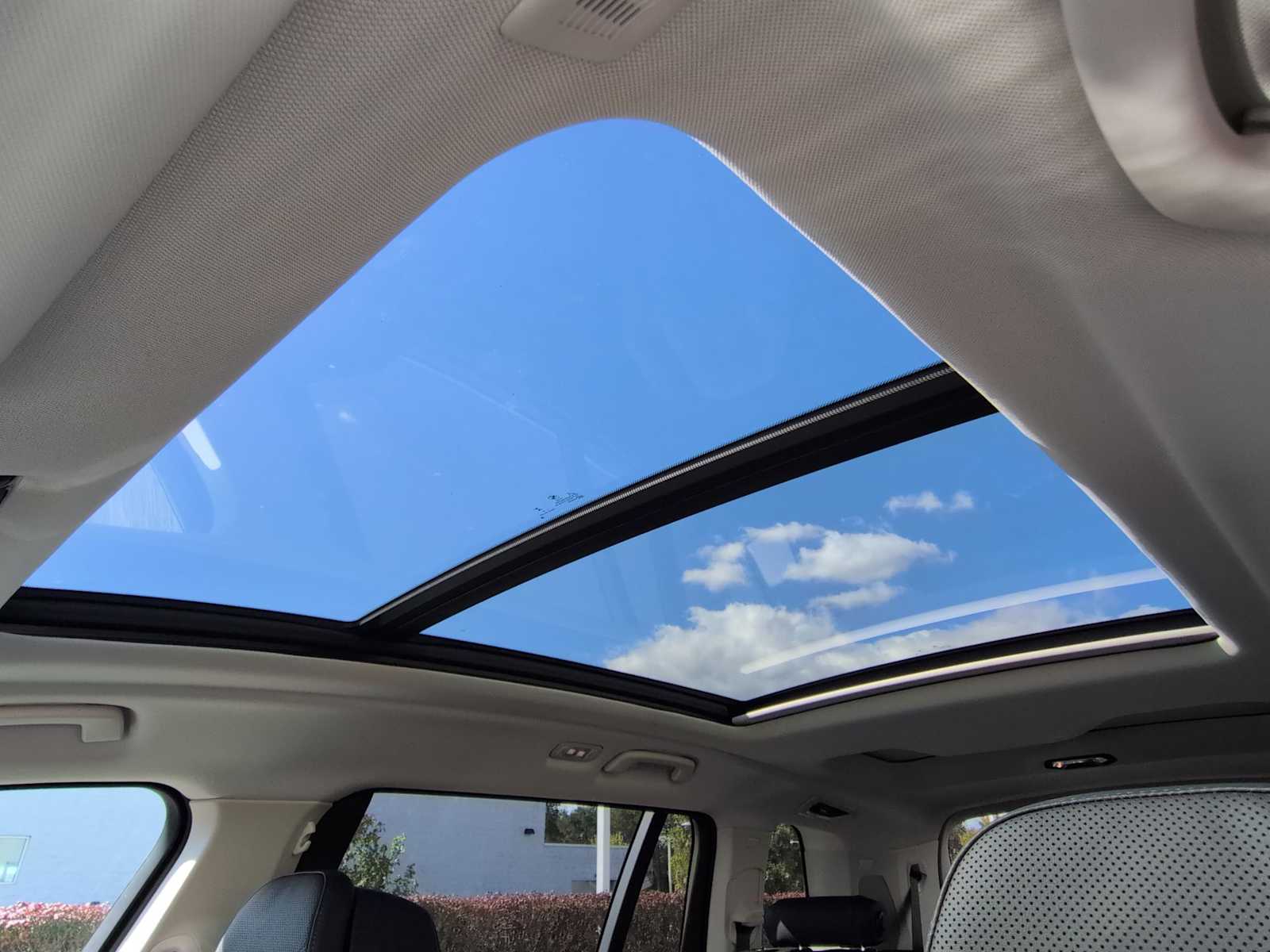 Thumbnail: 2026 BMW X7 - 20