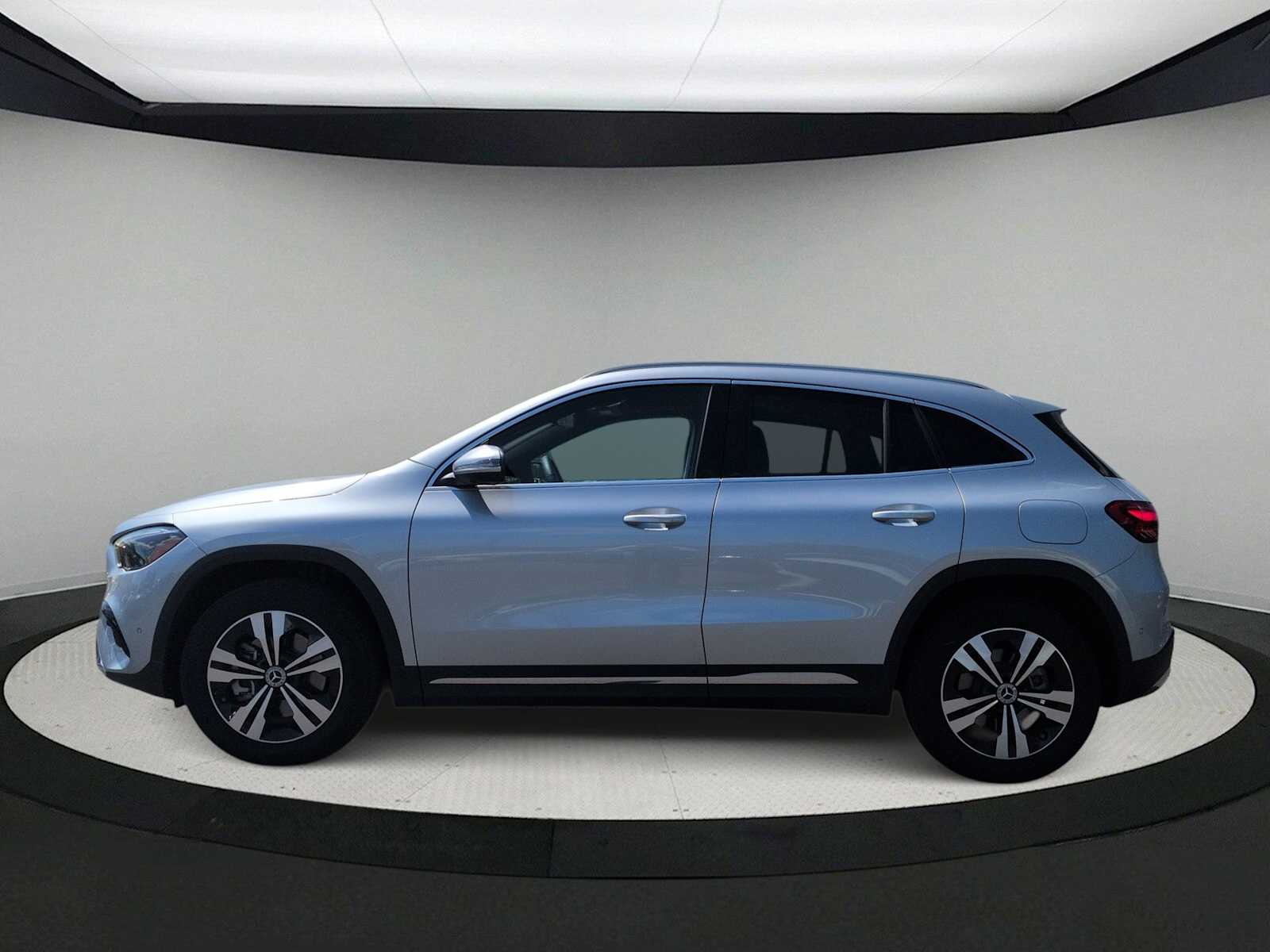 Thumbnail: 2026 Mercedes-Benz GLA - 5