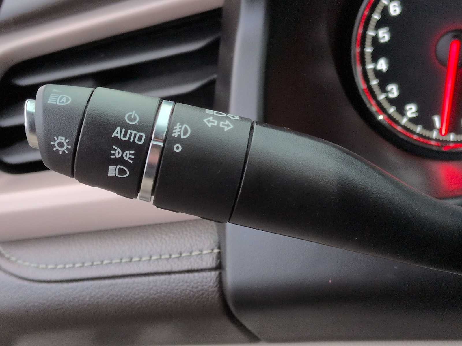 Thumbnail: 2017 GMC Acadia - 29