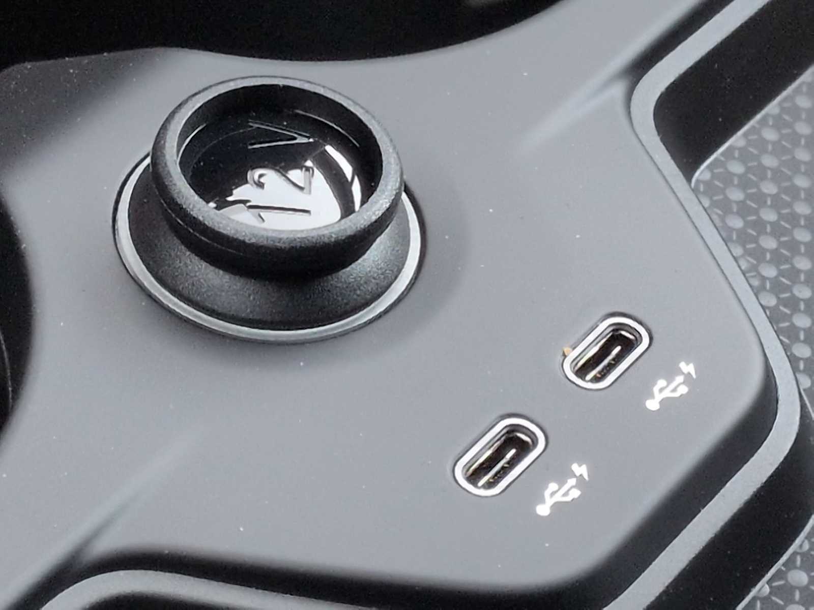 Thumbnail: 2026 BMW iX - 33