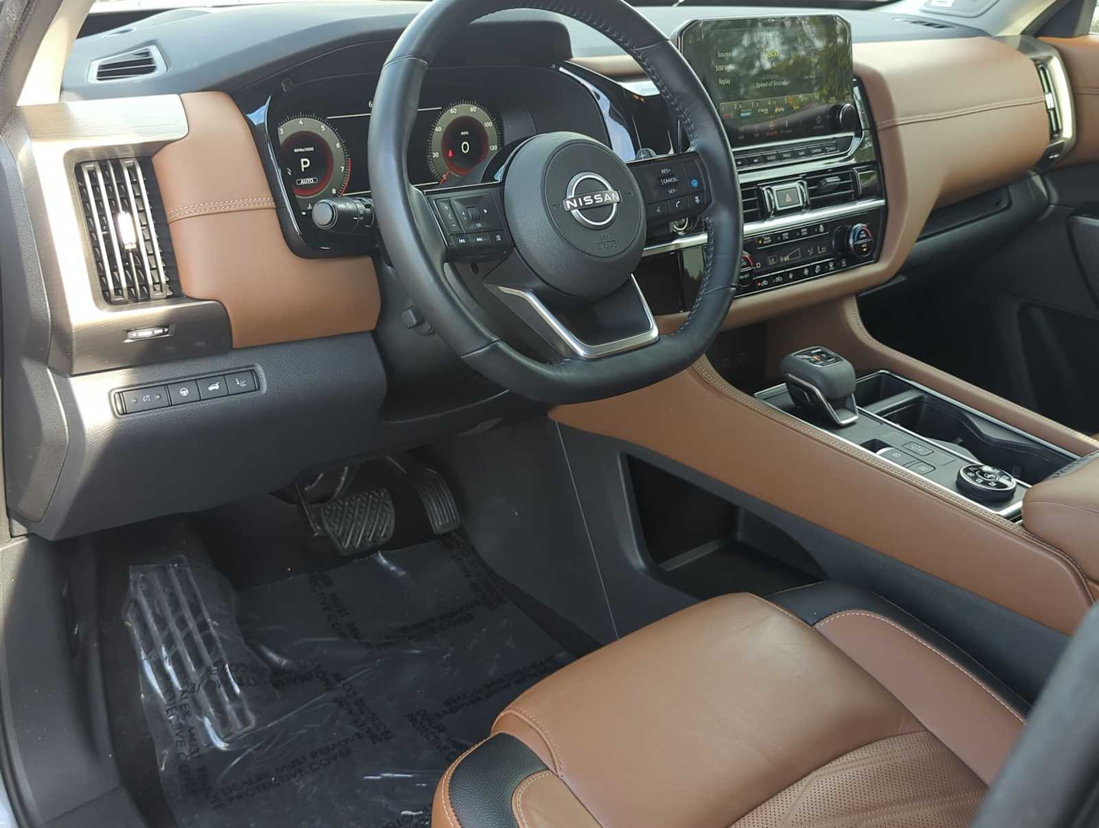 Thumbnail: 2023 Nissan Pathfinder - 16