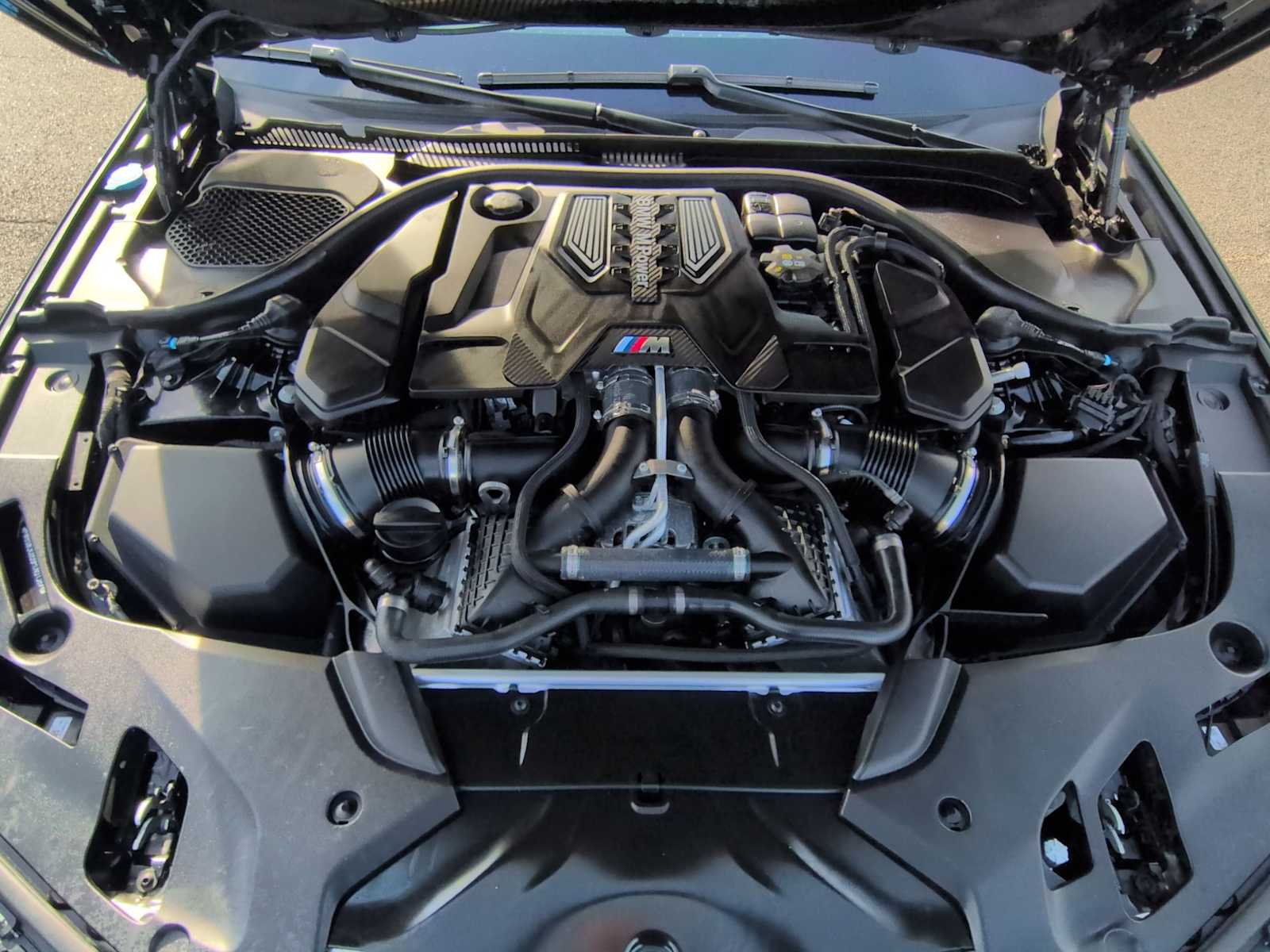 Thumbnail: 2023 BMW M5 - 15