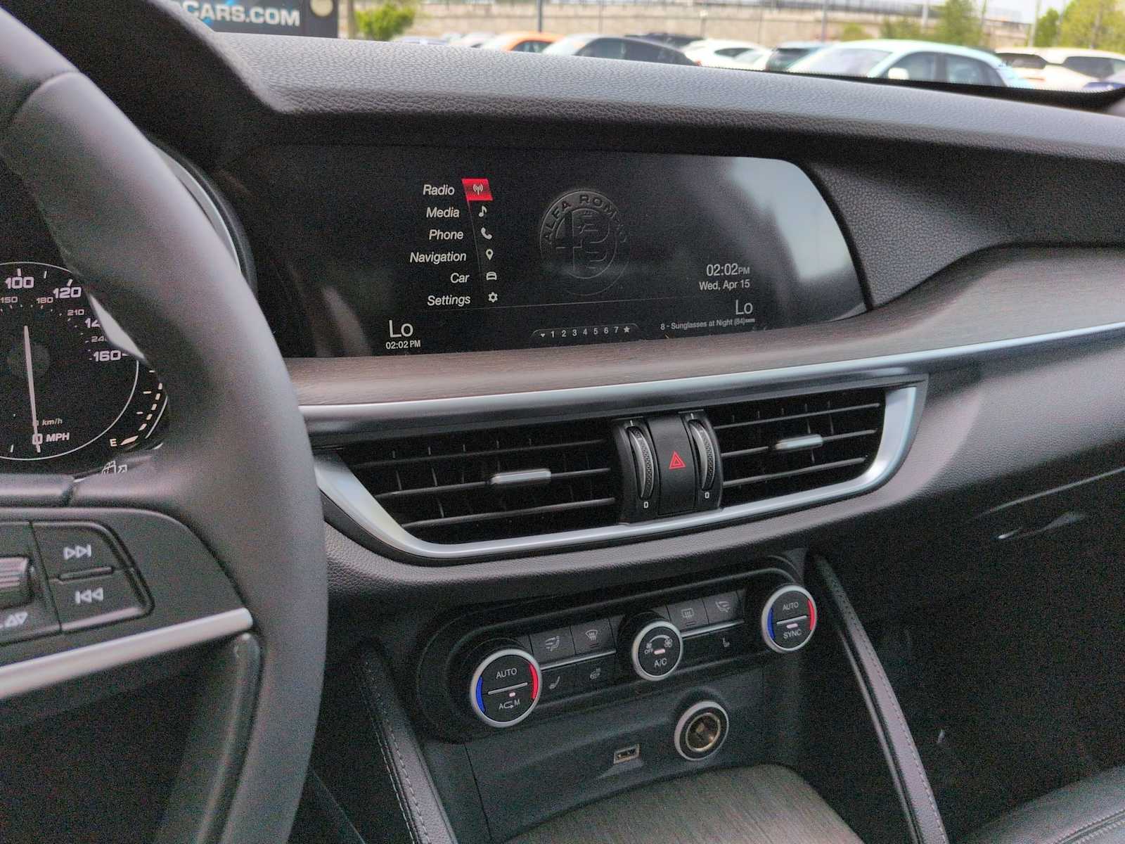 Thumbnail: 2019 Alfa Romeo Stelvio - 30