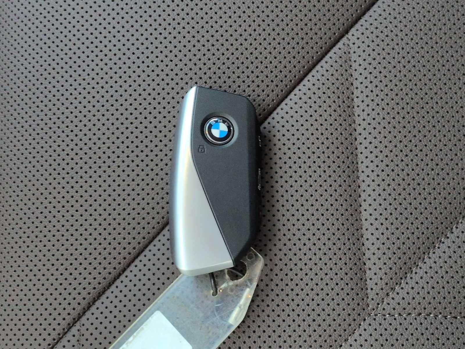 Thumbnail: 2026 BMW iX - 37