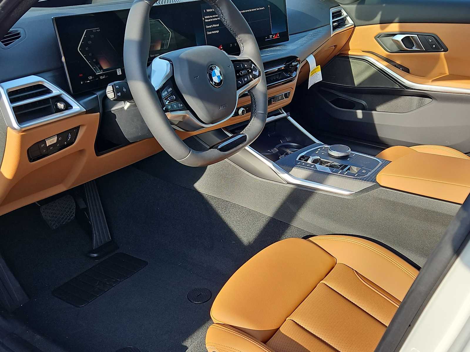 Thumbnail: 2026 BMW 3 Series - 16