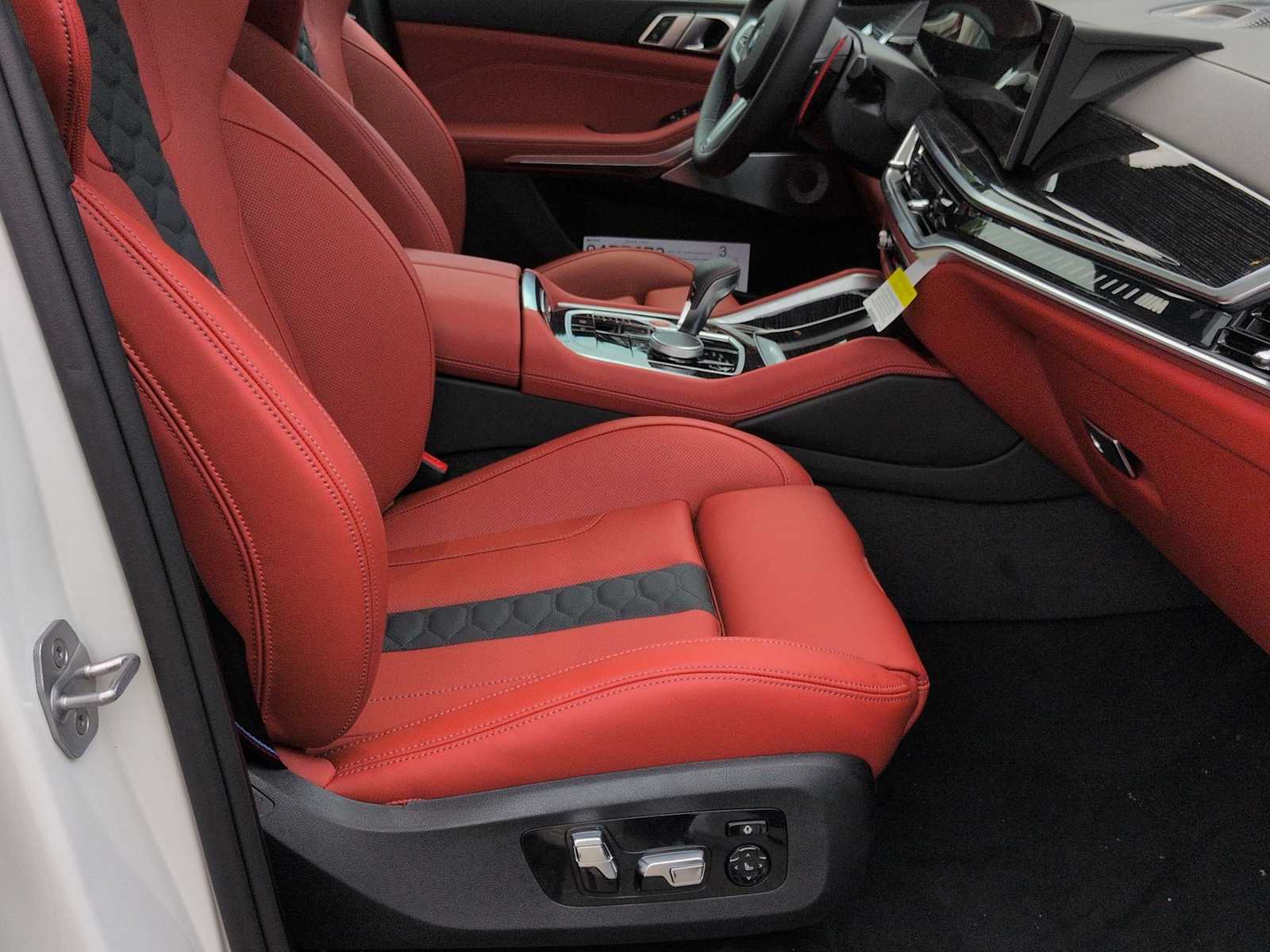 Thumbnail: 2026 BMW X5 - 24
