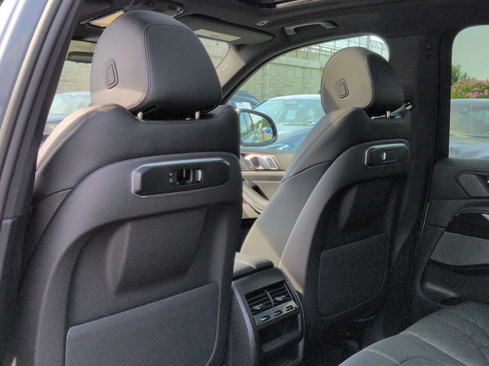 Thumbnail: 2026 BMW X5 - 19