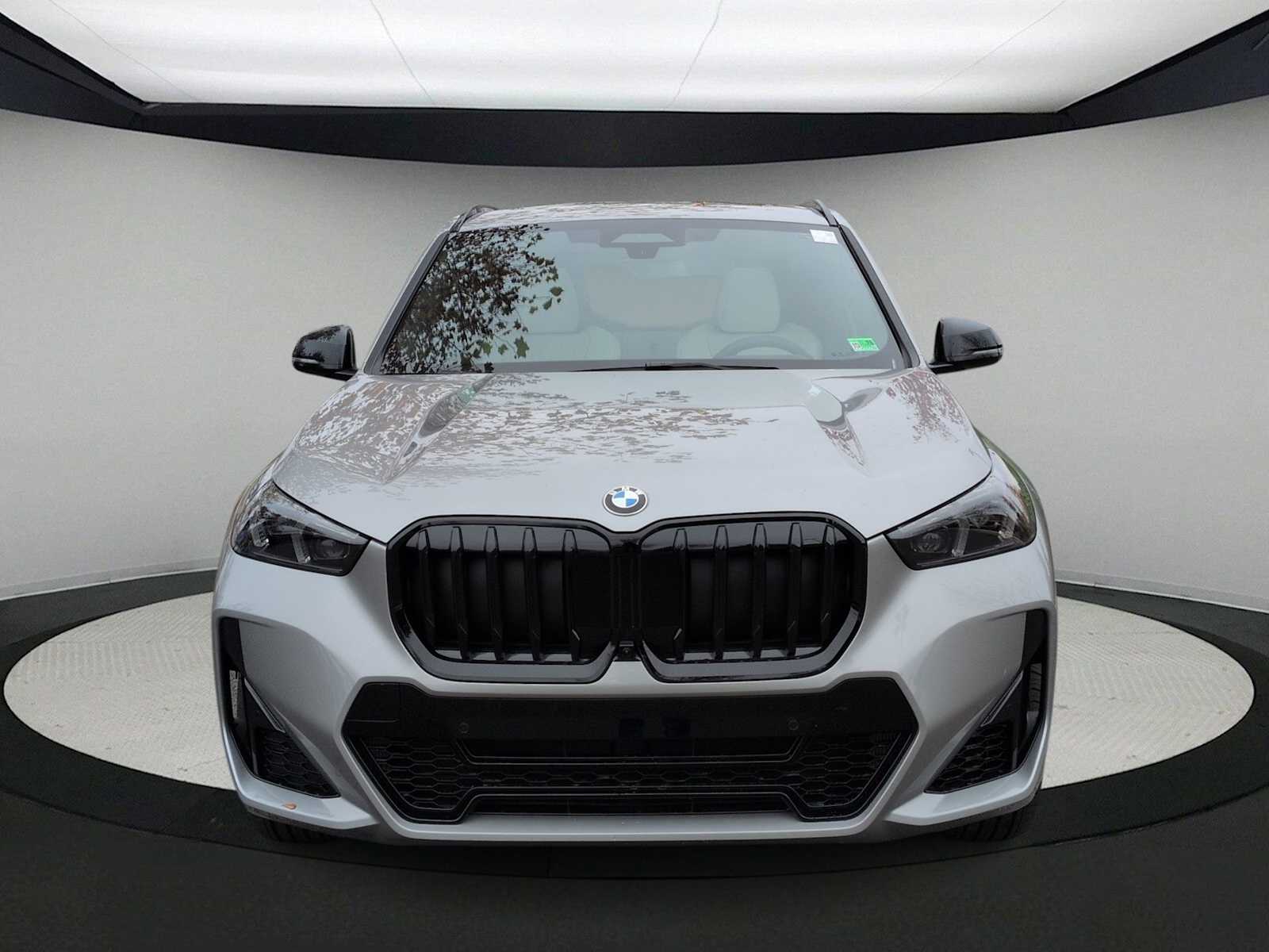 Thumbnail: 2026 BMW X1 - 3