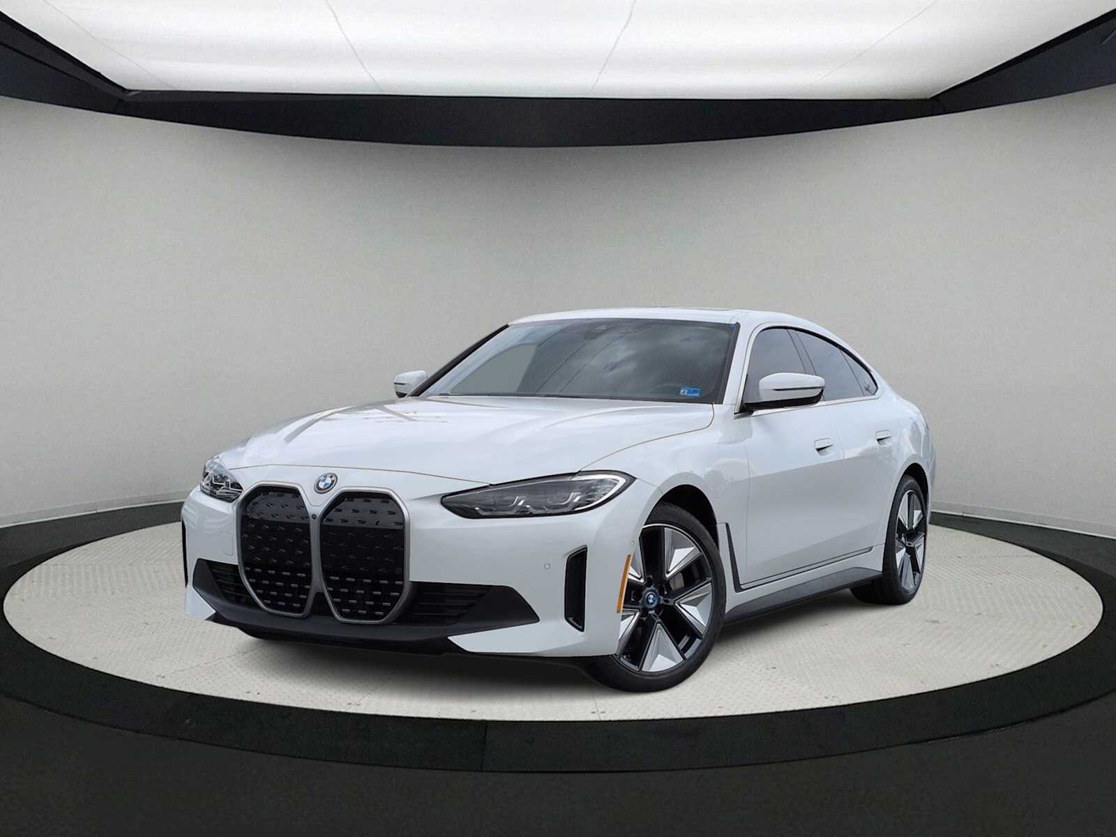 Thumbnail: 2023 BMW i4 - 1