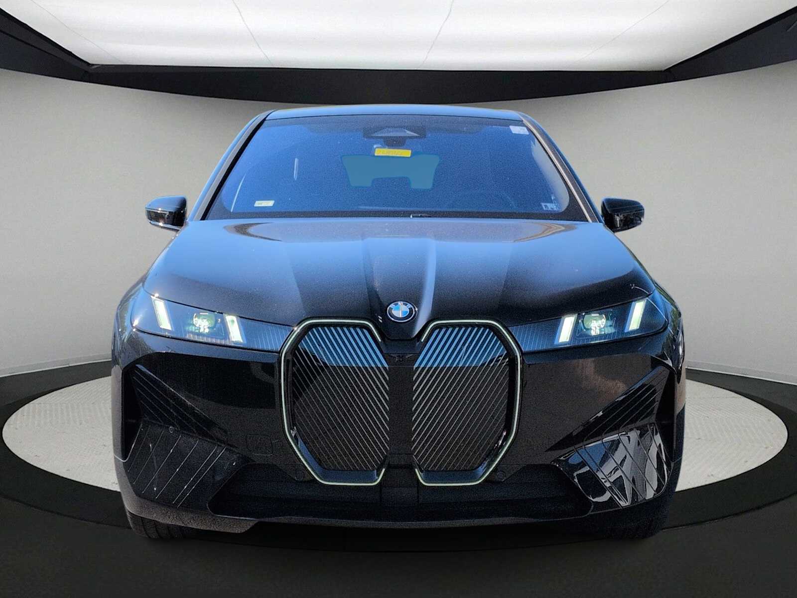 Thumbnail: 2026 BMW iX - 3