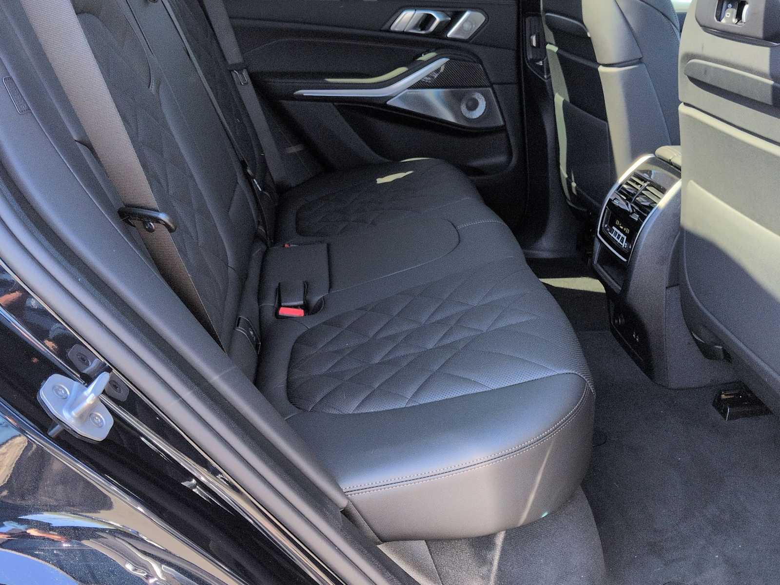 Thumbnail: 2026 BMW X5 - 22