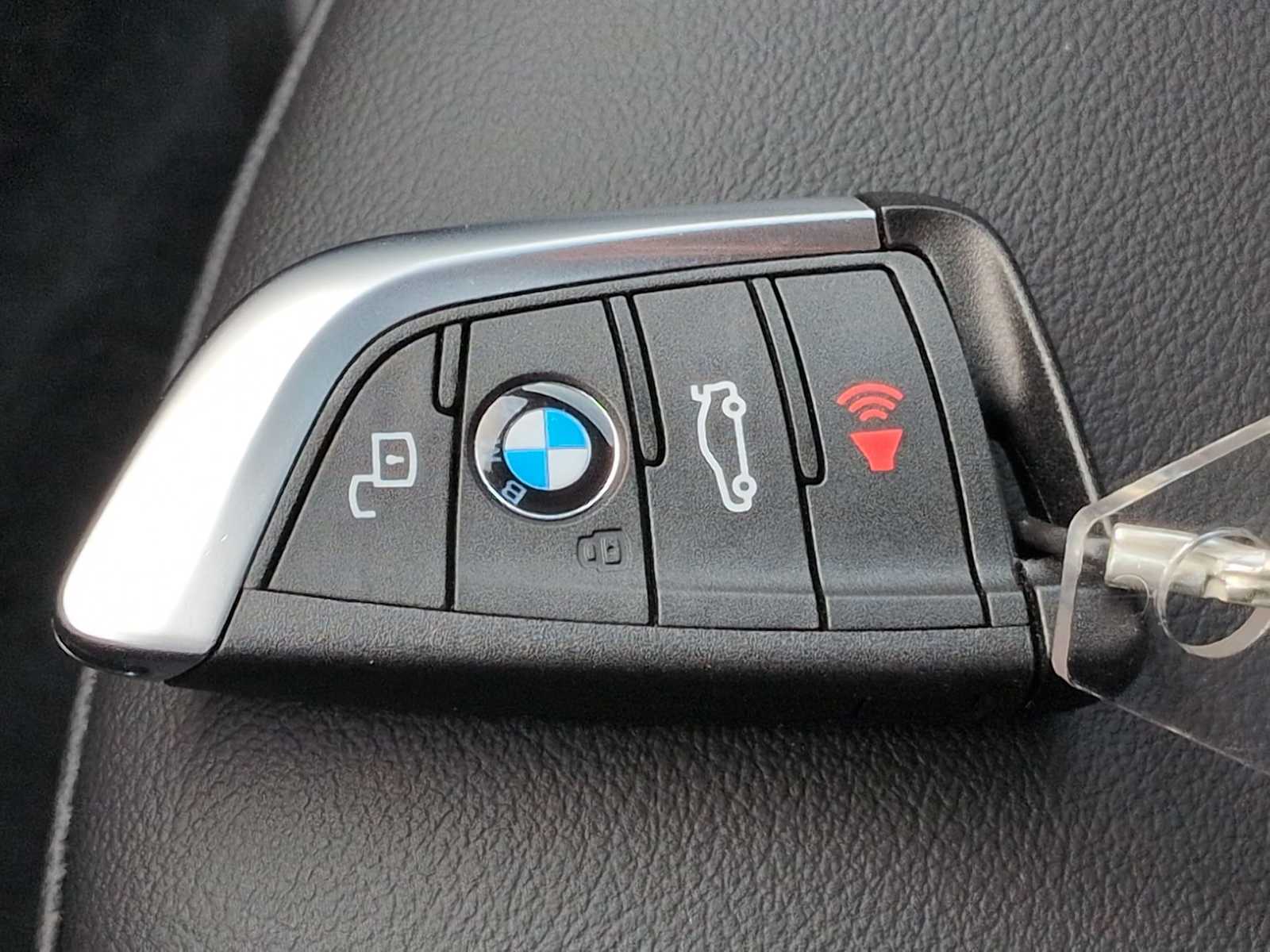 Thumbnail: 2026 BMW 3 Series - 38