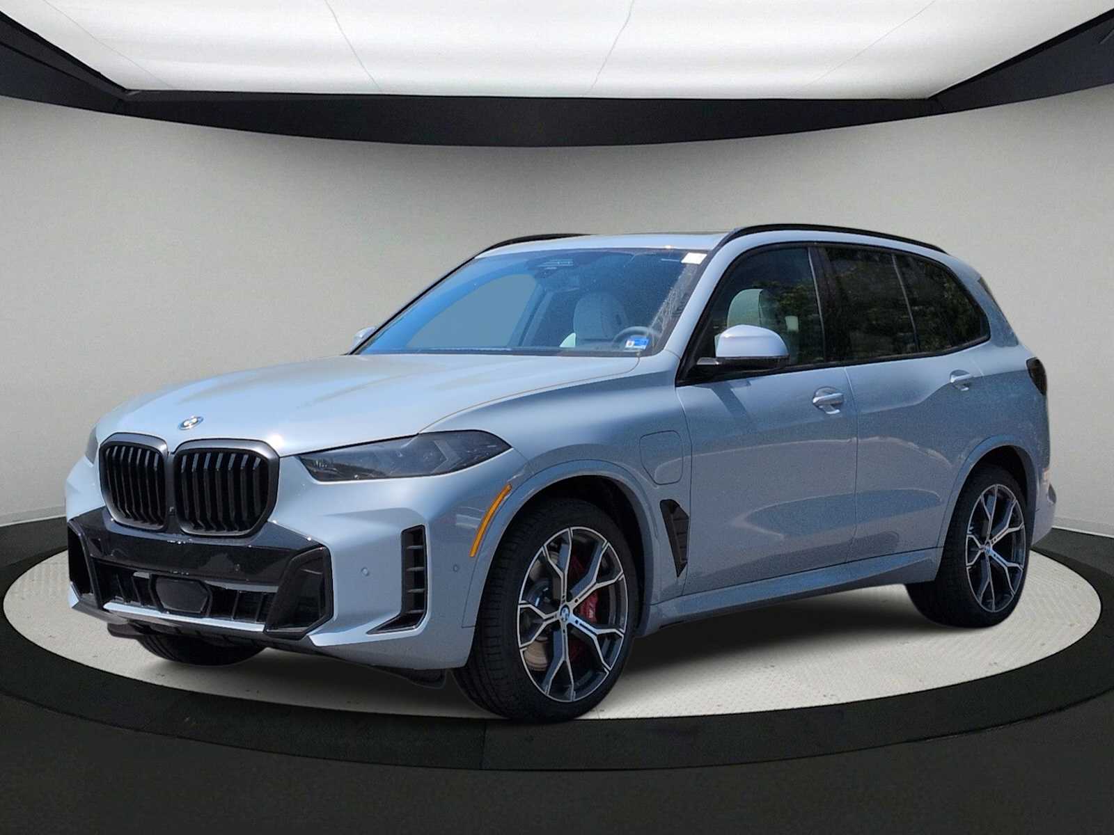 Thumbnail: 2026 BMW X5 - 4