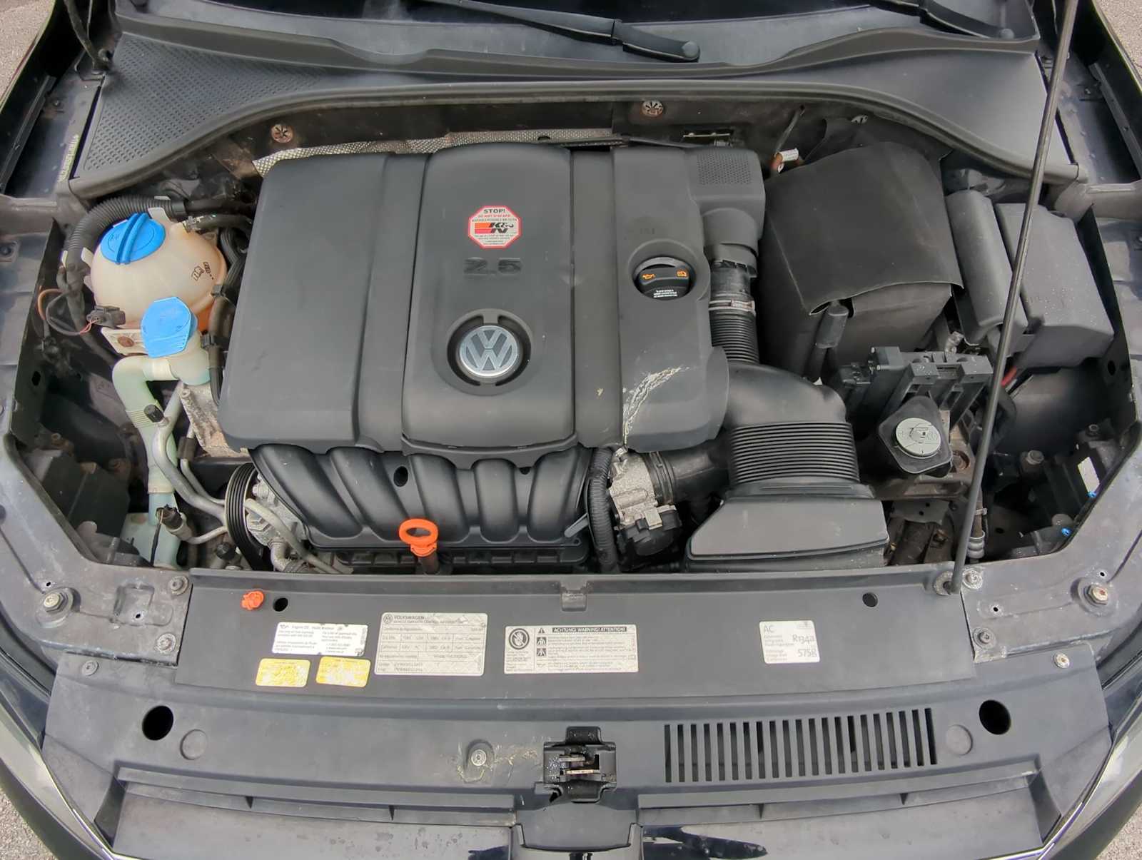 Thumbnail: 2013 Volkswagen Passat - 14