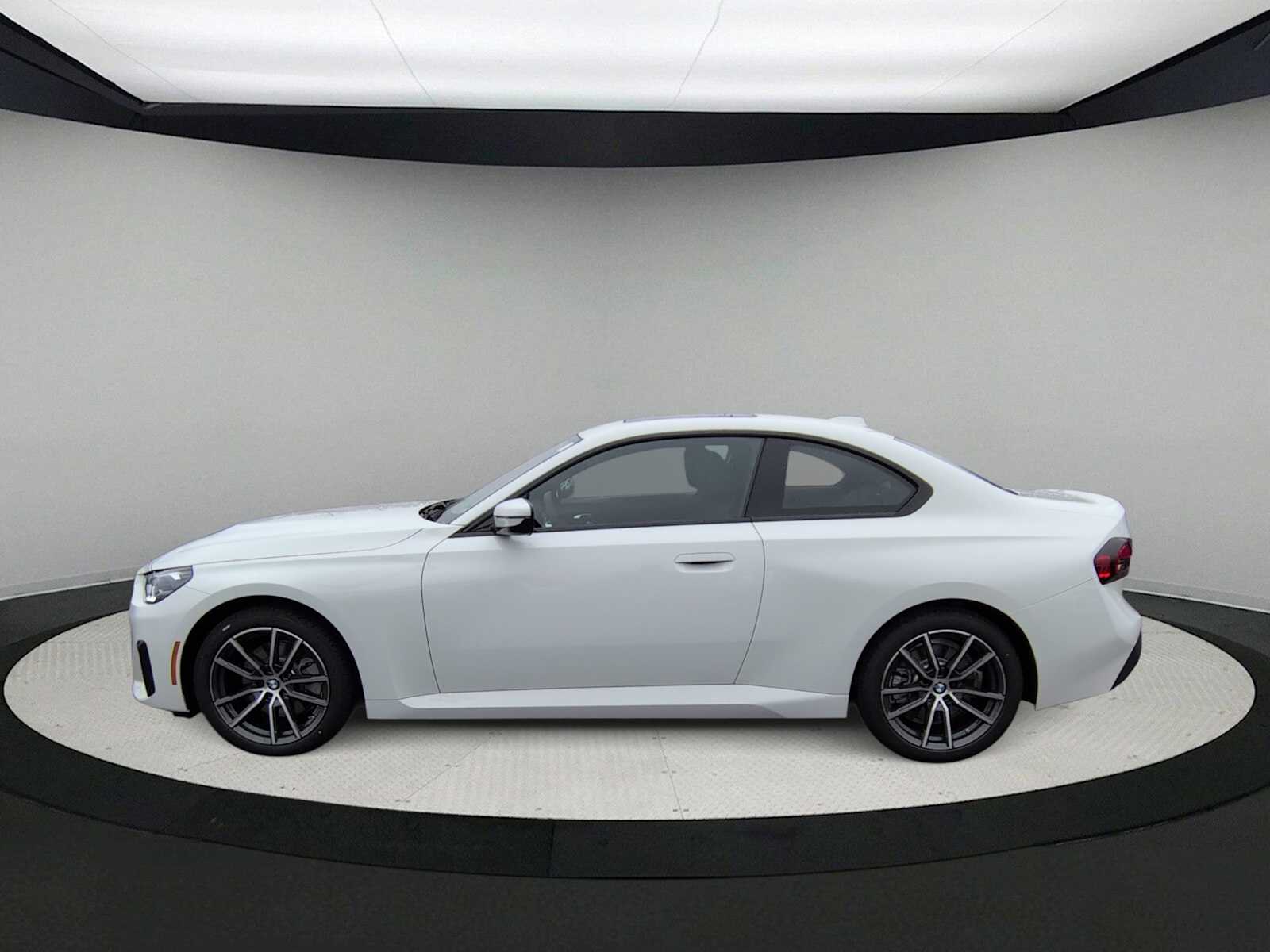 Thumbnail: 2026 BMW 2 Series - 5