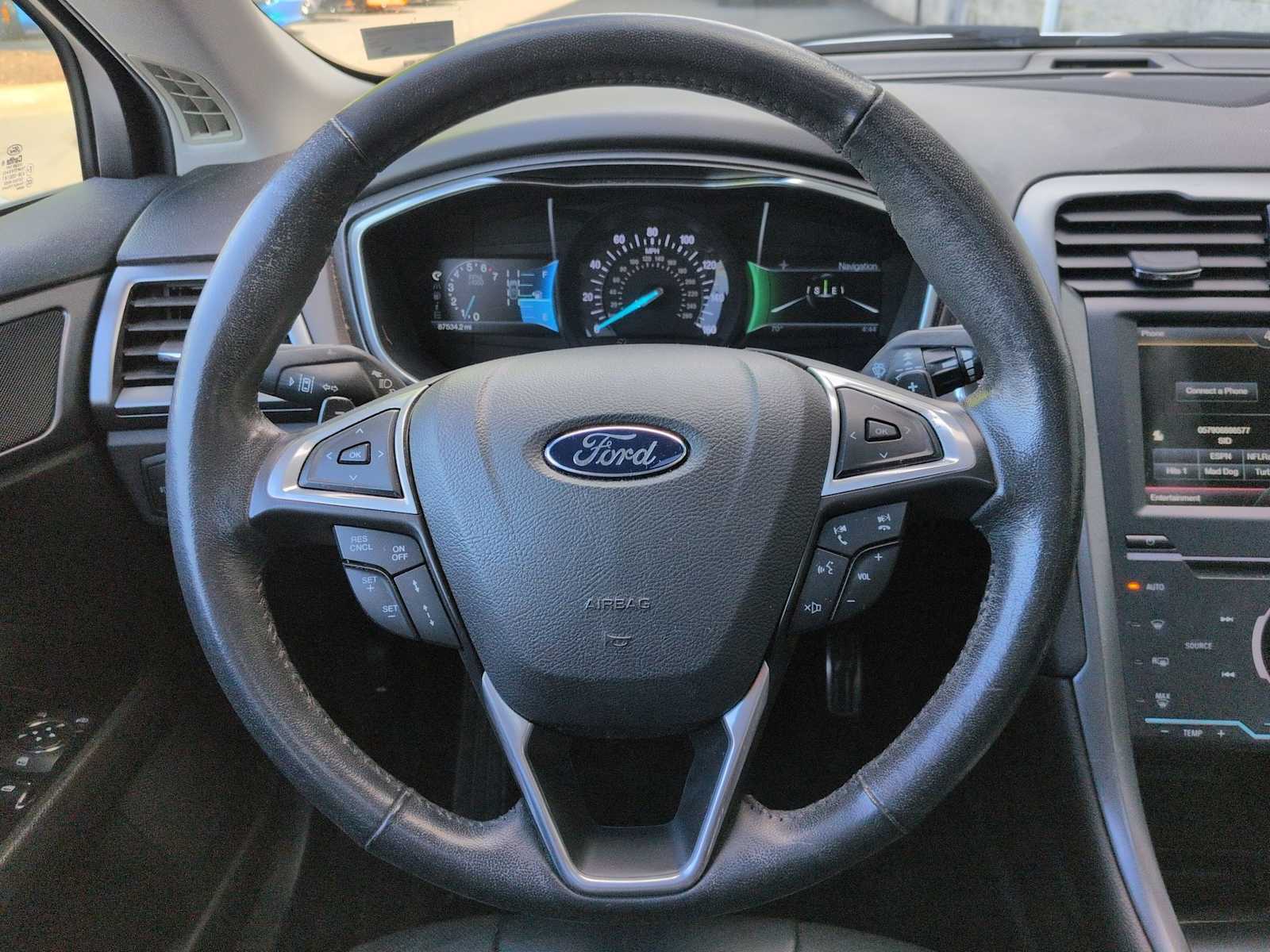 Thumbnail: 2014 Ford Fusion - 25