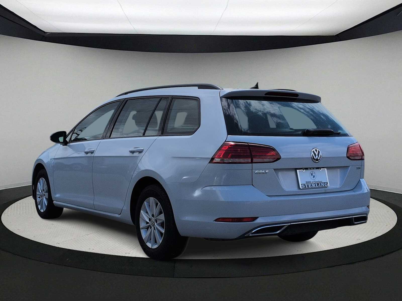 Thumbnail: 2018 Volkswagen e-Golf - 6