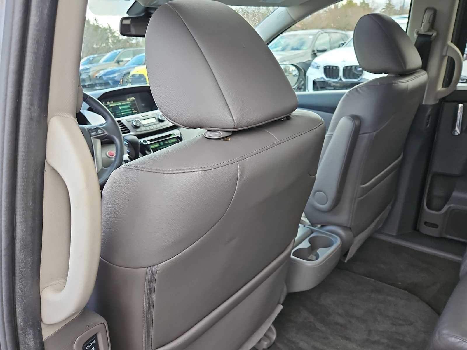 Thumbnail: 2014 Honda Odyssey - 18