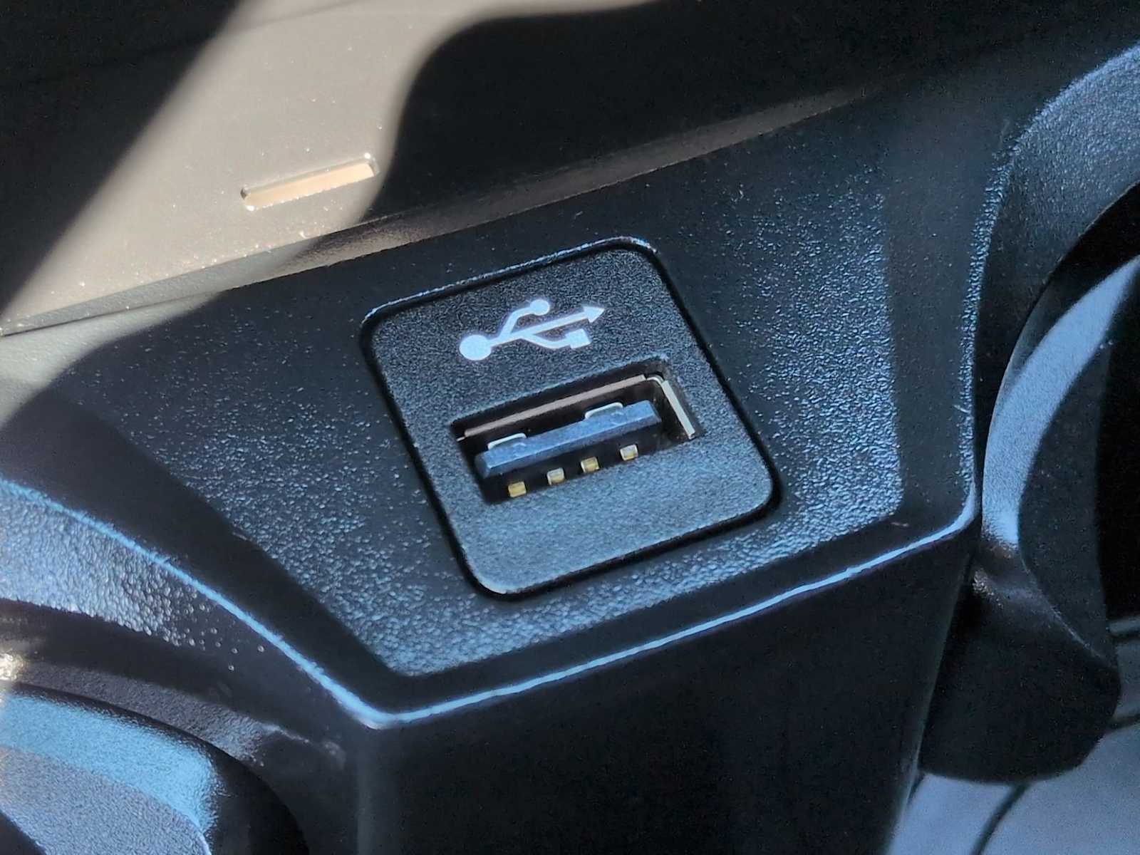 Thumbnail: 2025 BMW 3 Series - 34