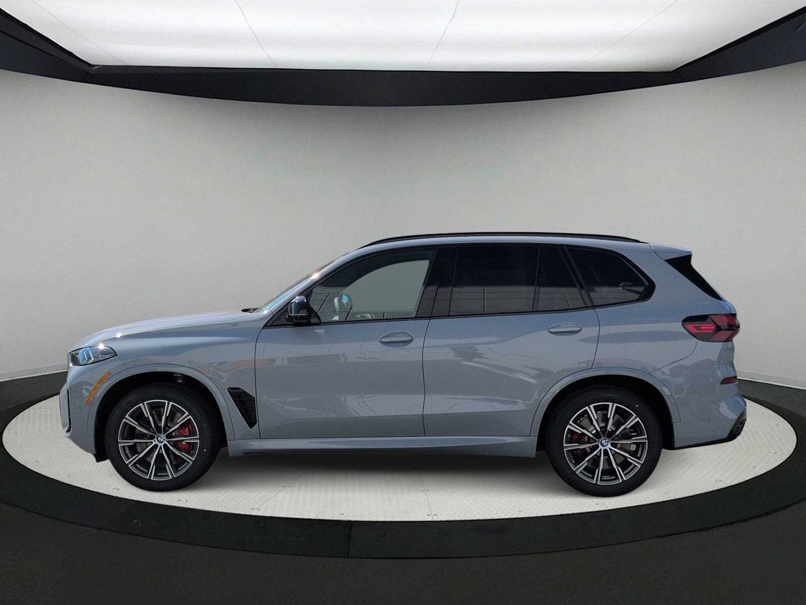 Thumbnail: 2026 BMW X5 - 5