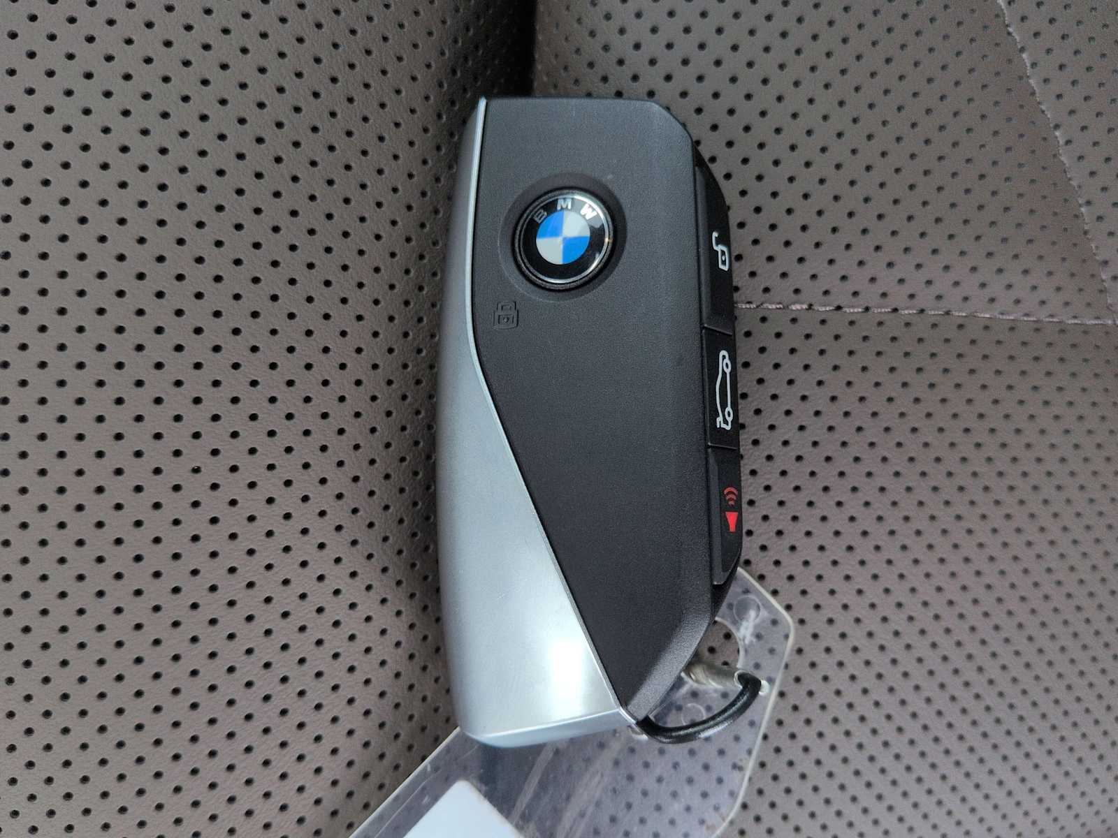 Thumbnail: 2026 BMW 5 Series - 37