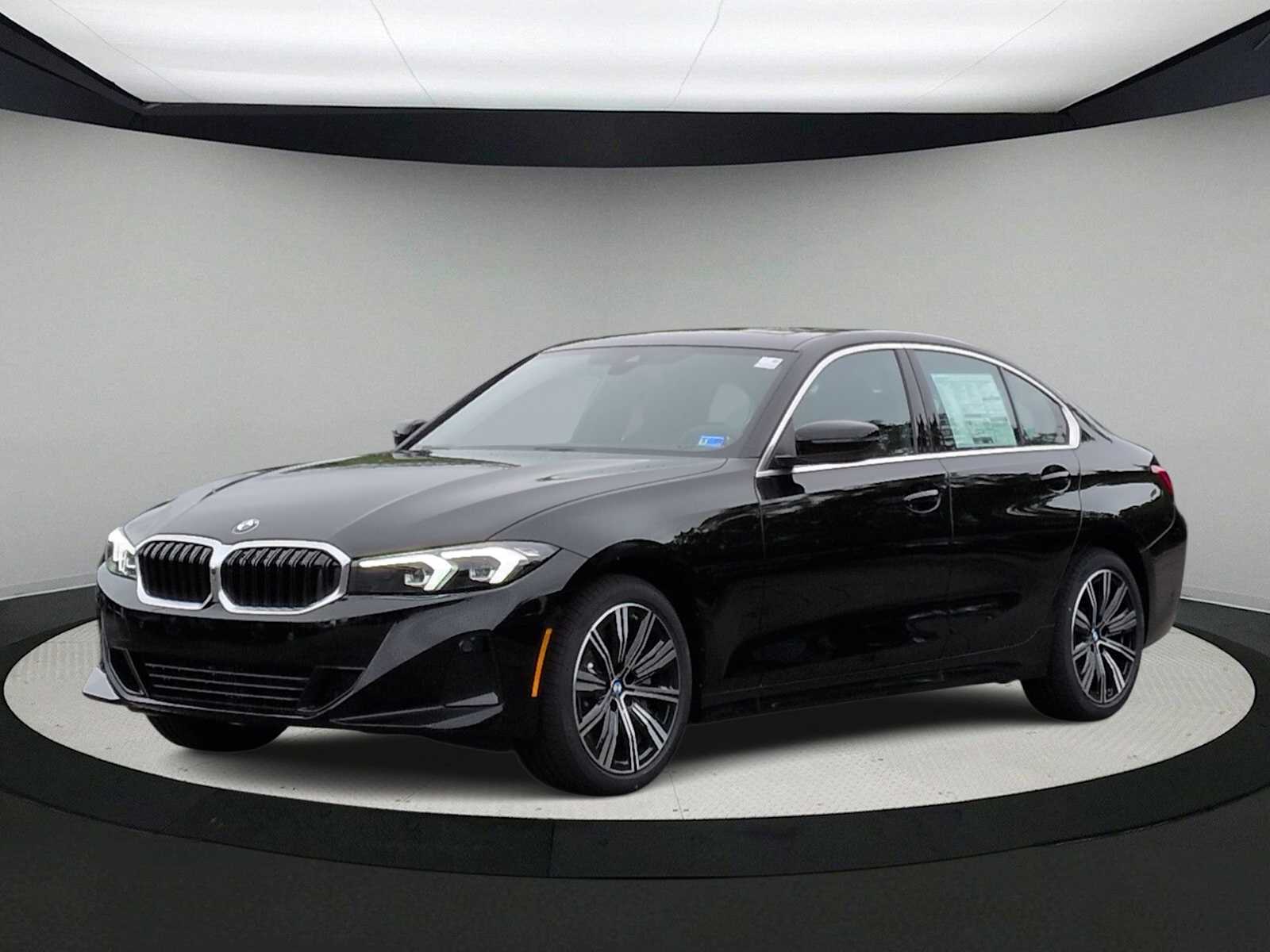 Thumbnail: 2026 BMW 3 Series - 4