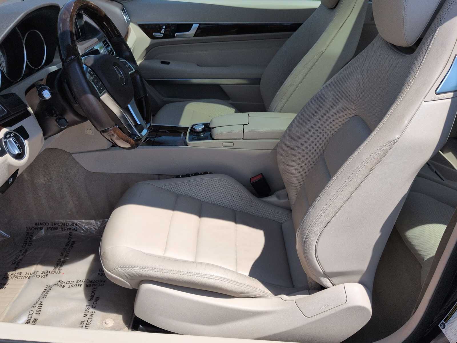 Thumbnail: 2015 Mercedes-Benz E-Class - 16