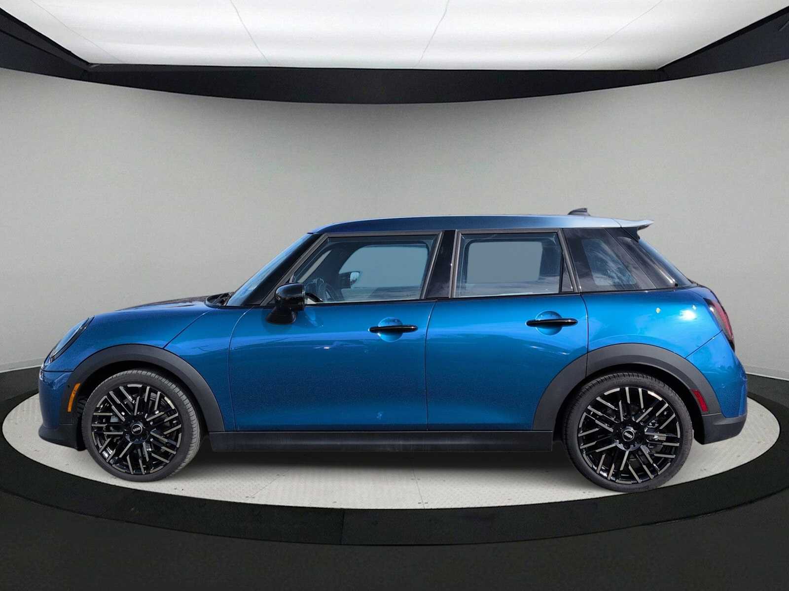 Thumbnail: 2025 MINI Cooper Hardtop - 5