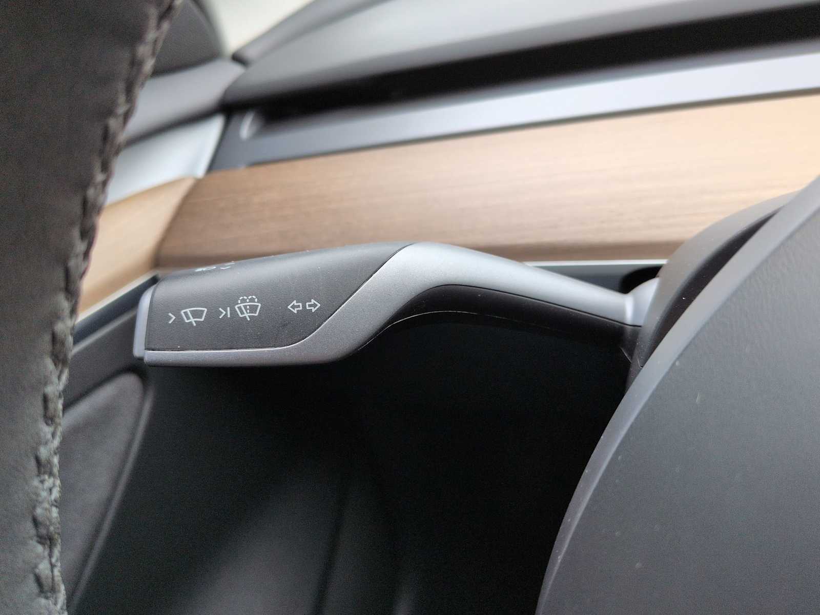 Thumbnail: 2023 Tesla Model 3 - 28