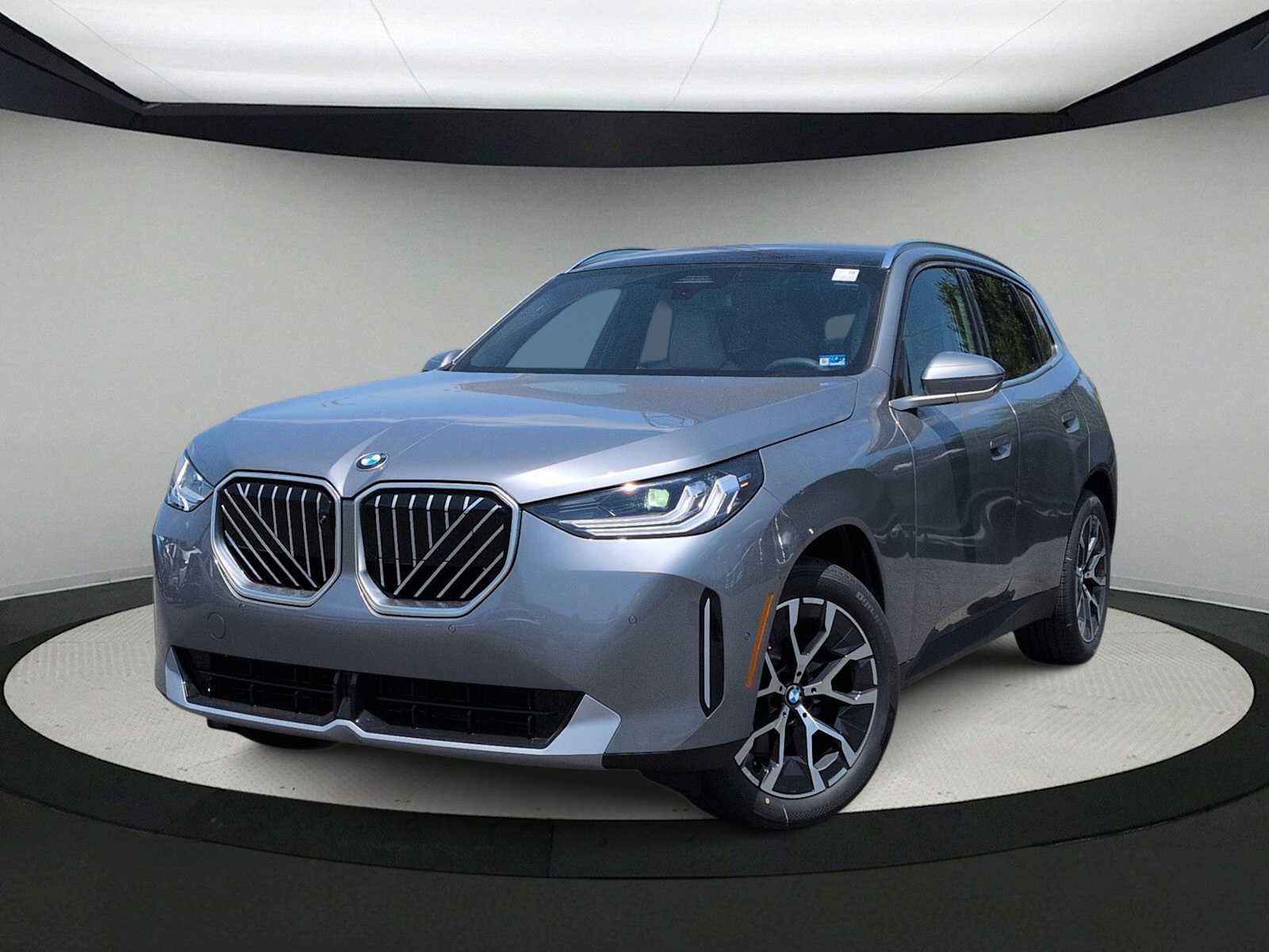 Thumbnail: 2026 BMW X3 - 1
