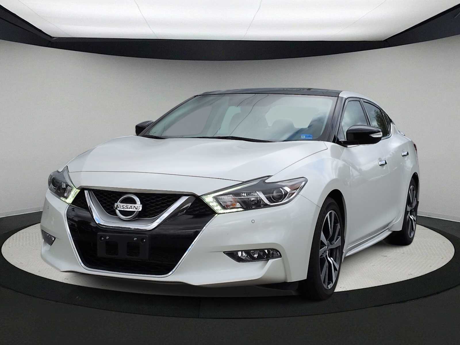 Thumbnail: 2017 Nissan Maxima - 4