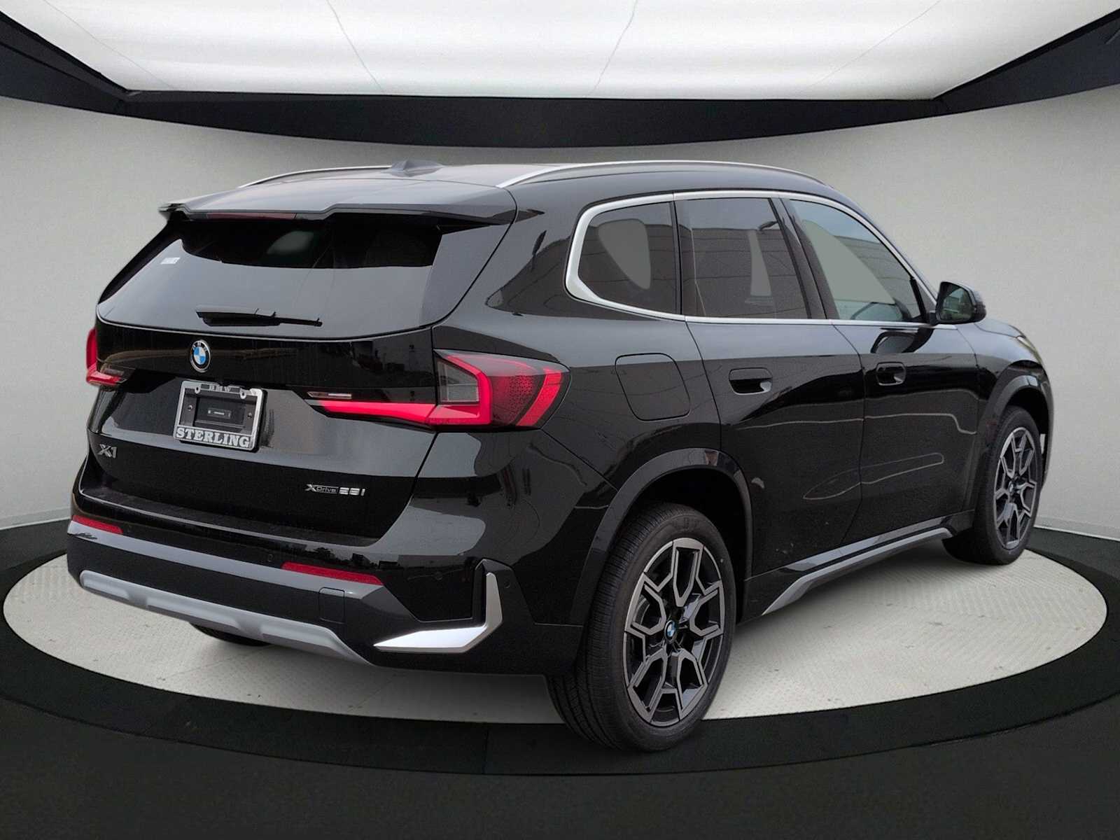 Thumbnail: 2026 BMW X1 - 8
