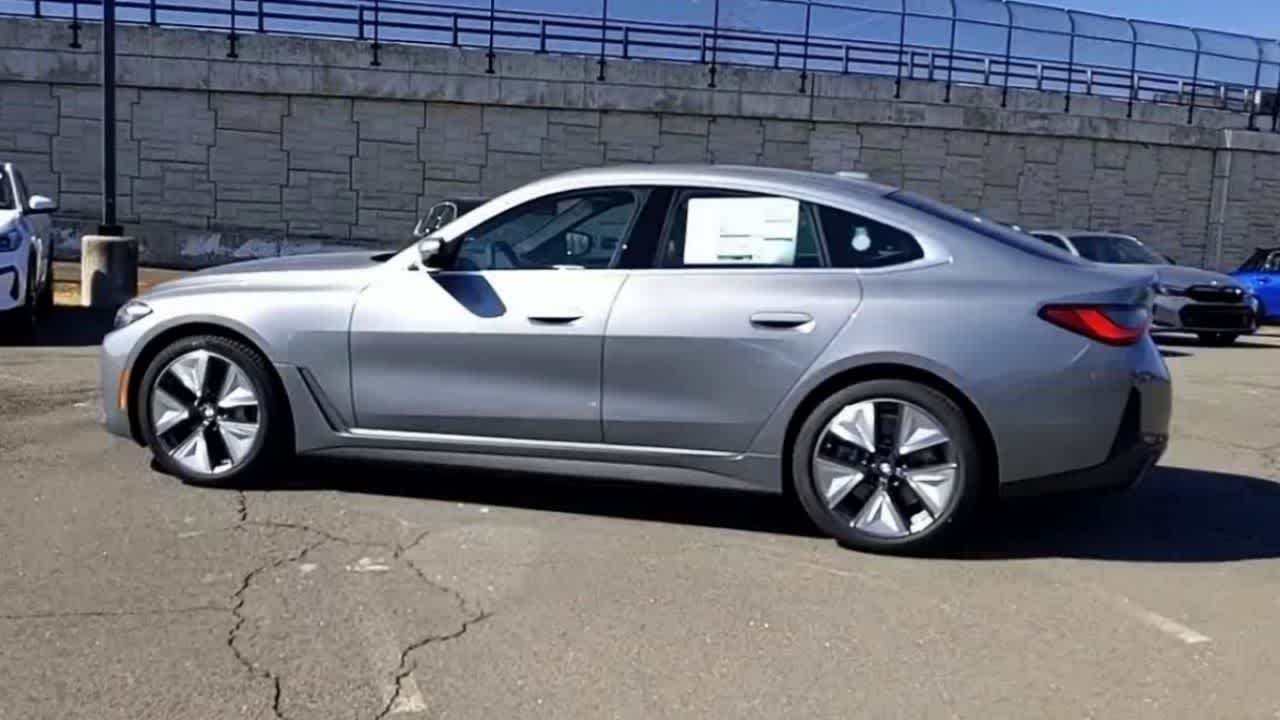 Thumbnail: 2025 BMW i4 - 5