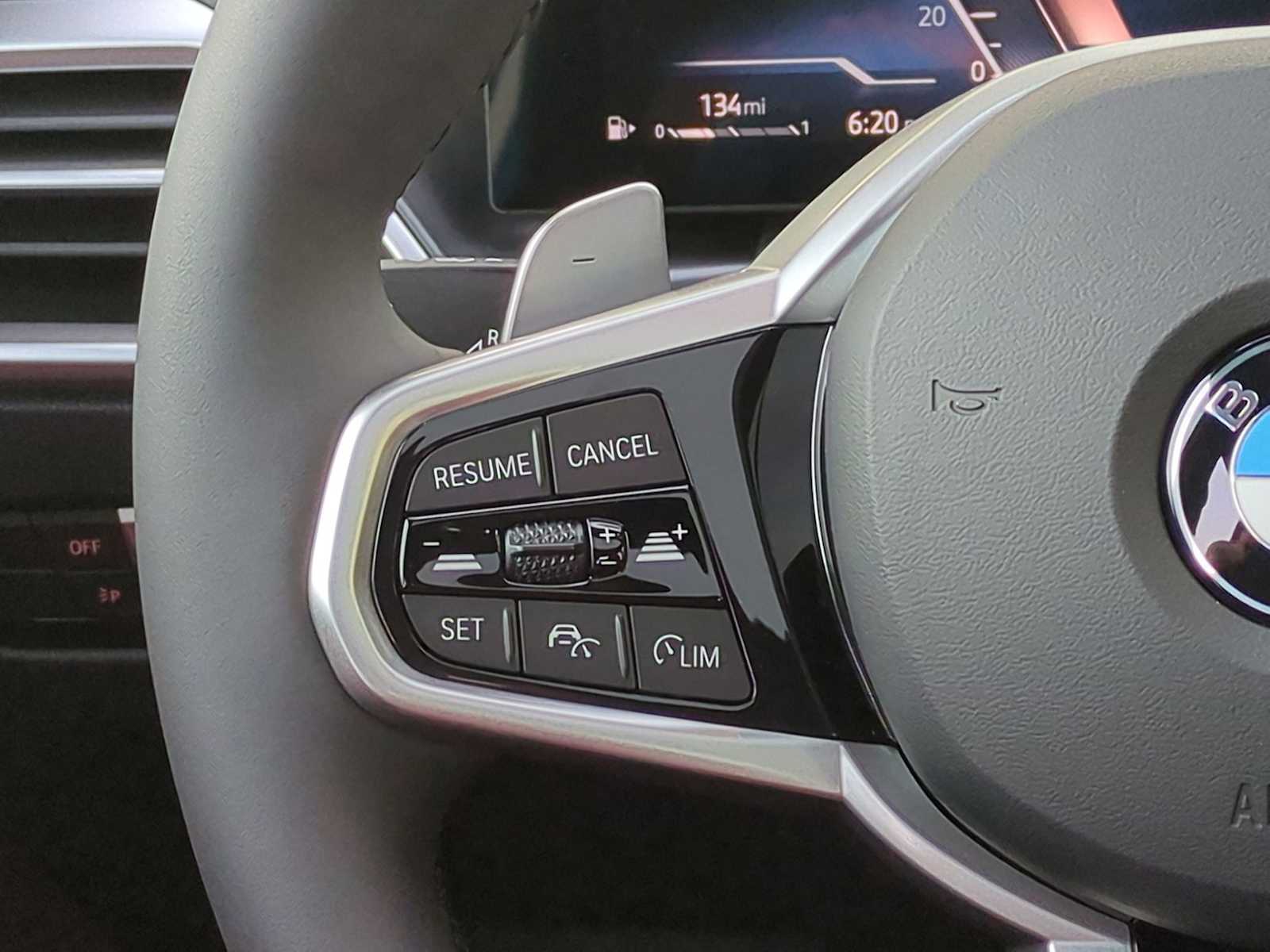 Thumbnail: 2025 BMW 4 Series - 26