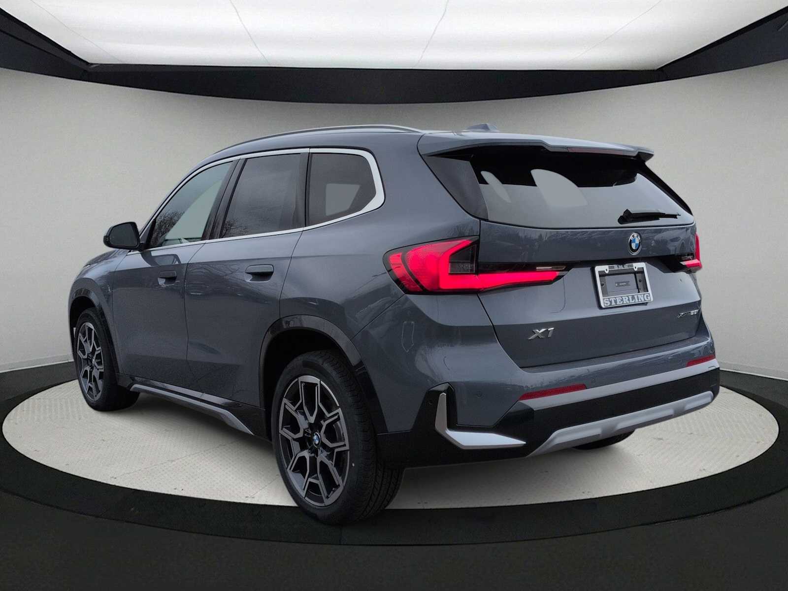 Thumbnail: 2026 BMW X1 - 6