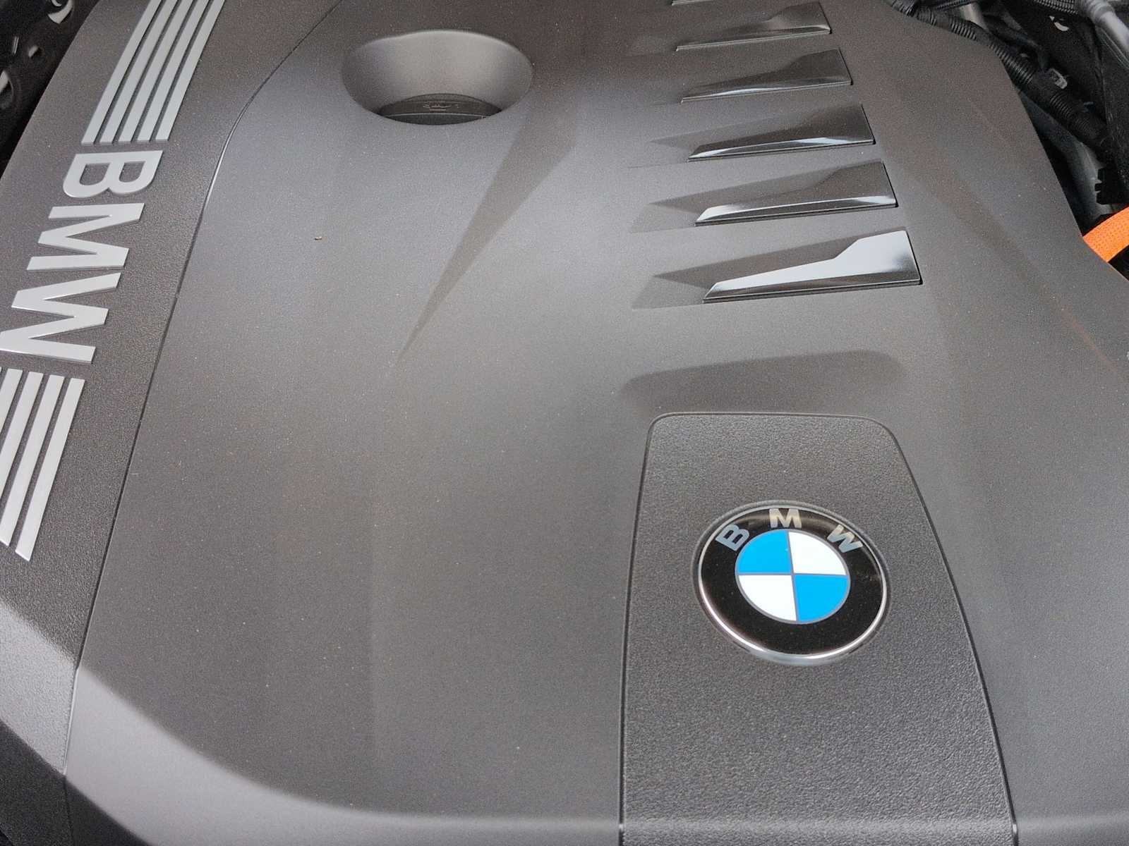 Thumbnail: 2026 BMW X5 - 15