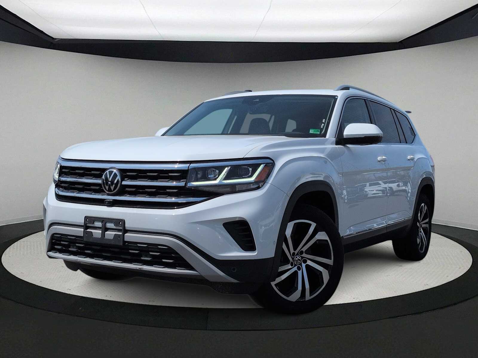 Thumbnail: 2021 Volkswagen Atlas - 1
