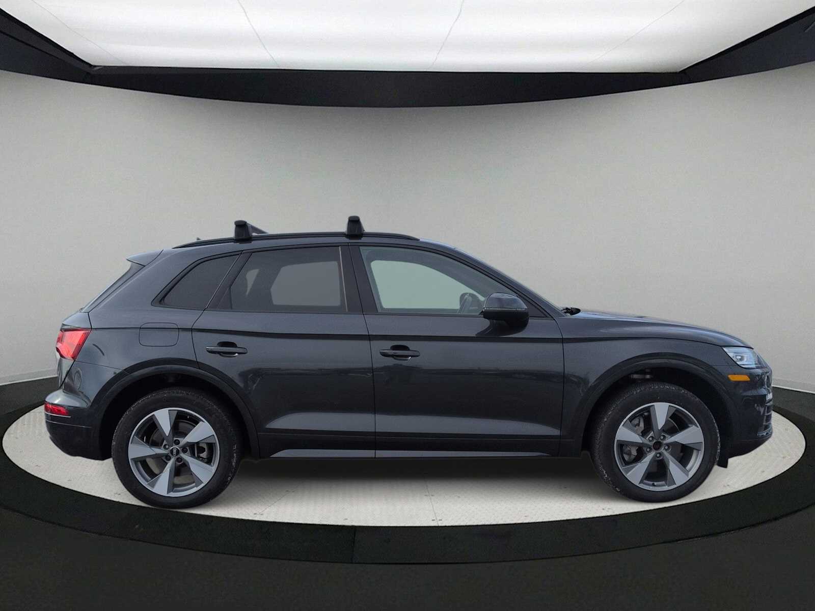 Thumbnail: 2020 Audi Q5 - 9