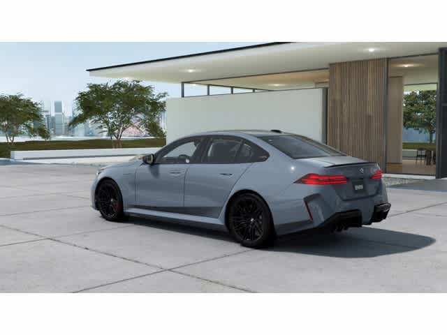 Thumbnail: 2026 BMW M5 - 2