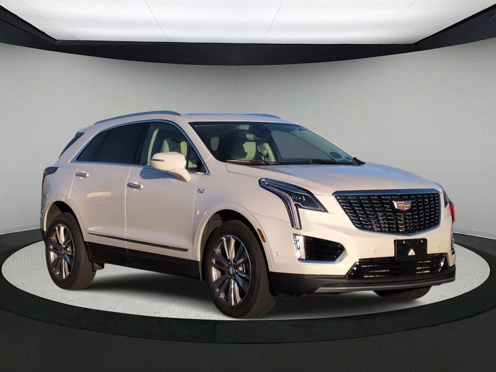 Thumbnail: 2025 Cadillac XT5 - 2